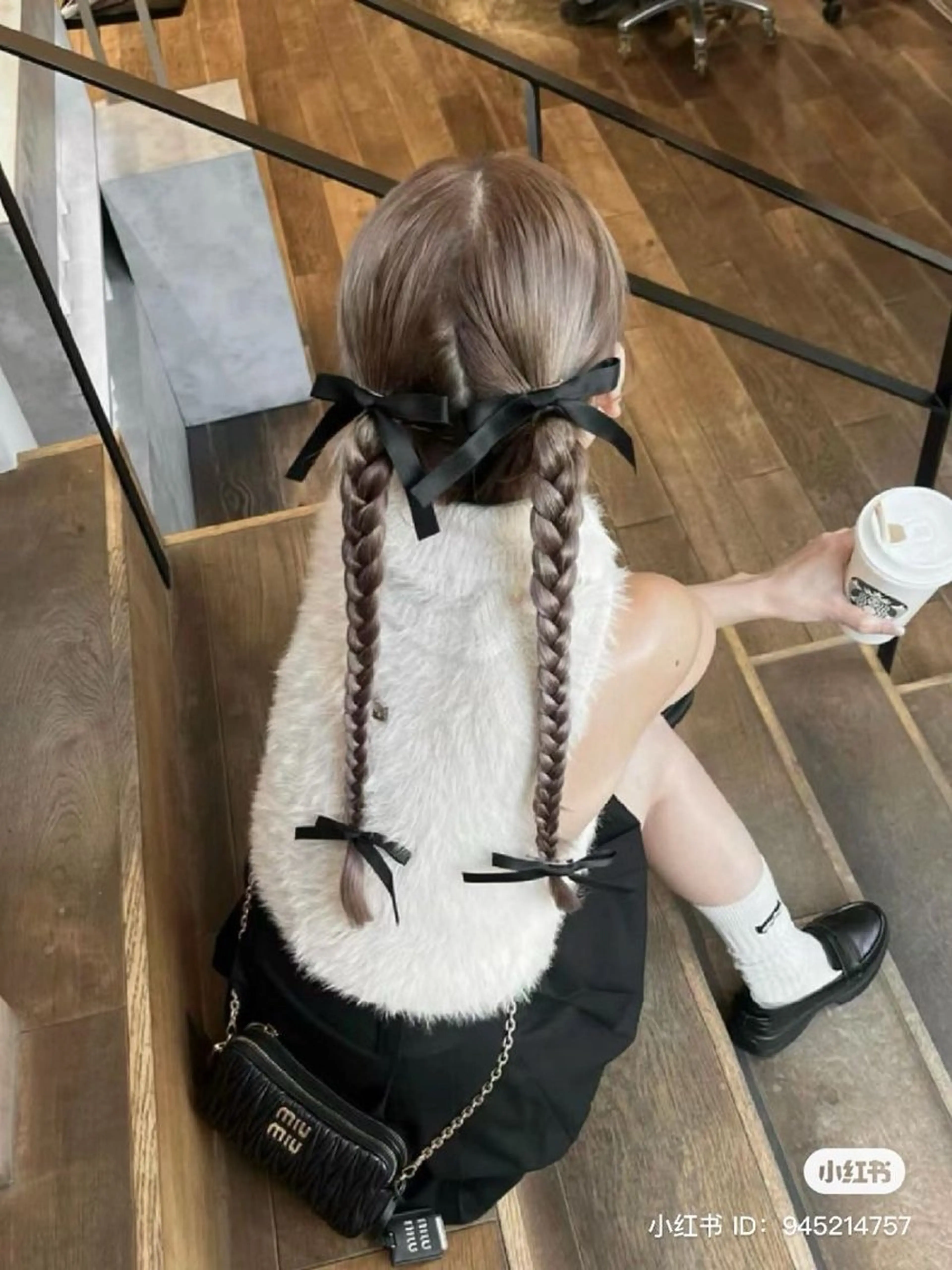 カット+イルミナor N.カラー+ケアブリーチ(全頭)+トリートメントの写真