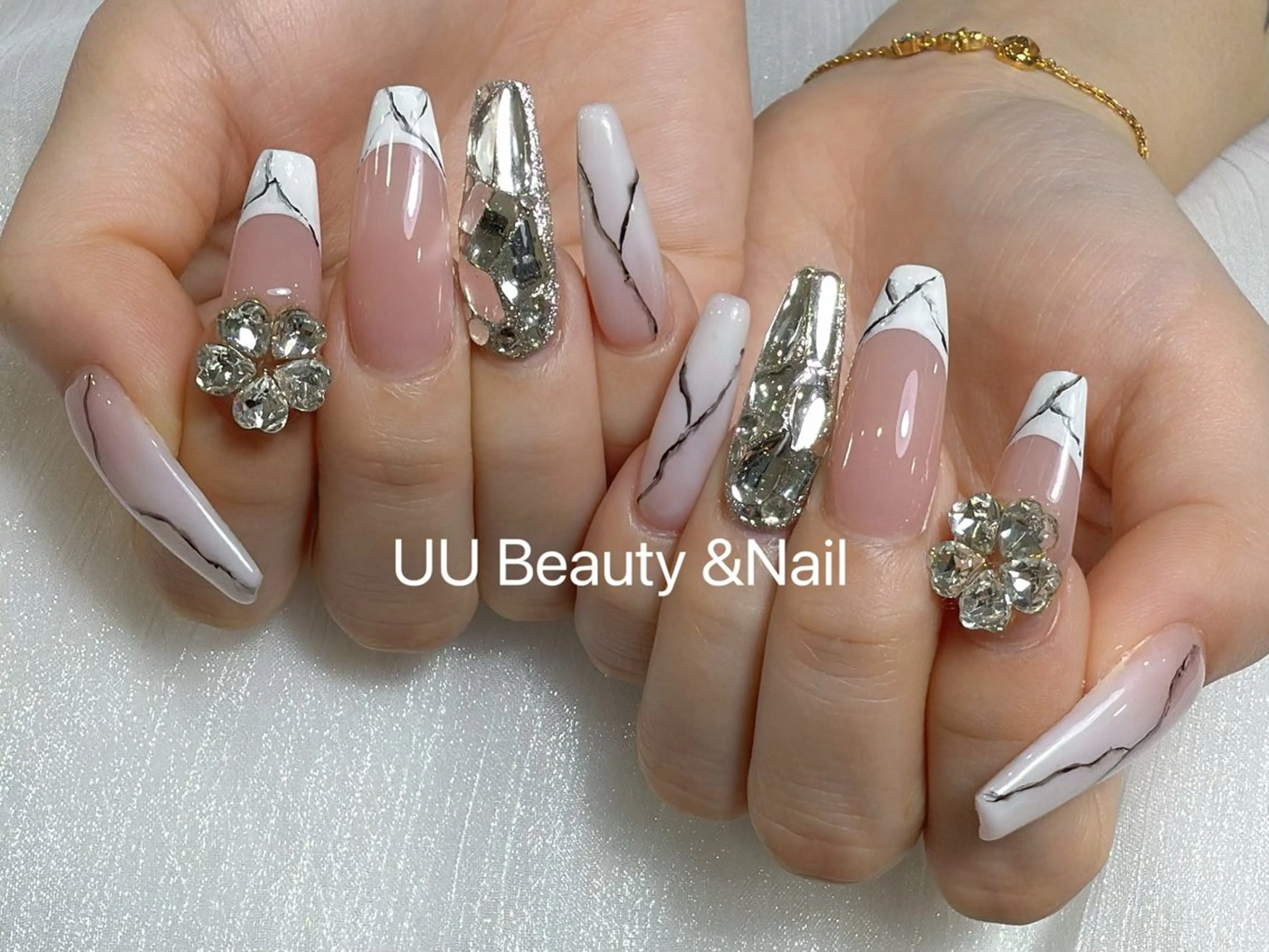 ネイル ハンドネイル UU Beauty &Nailのネイルデザイン