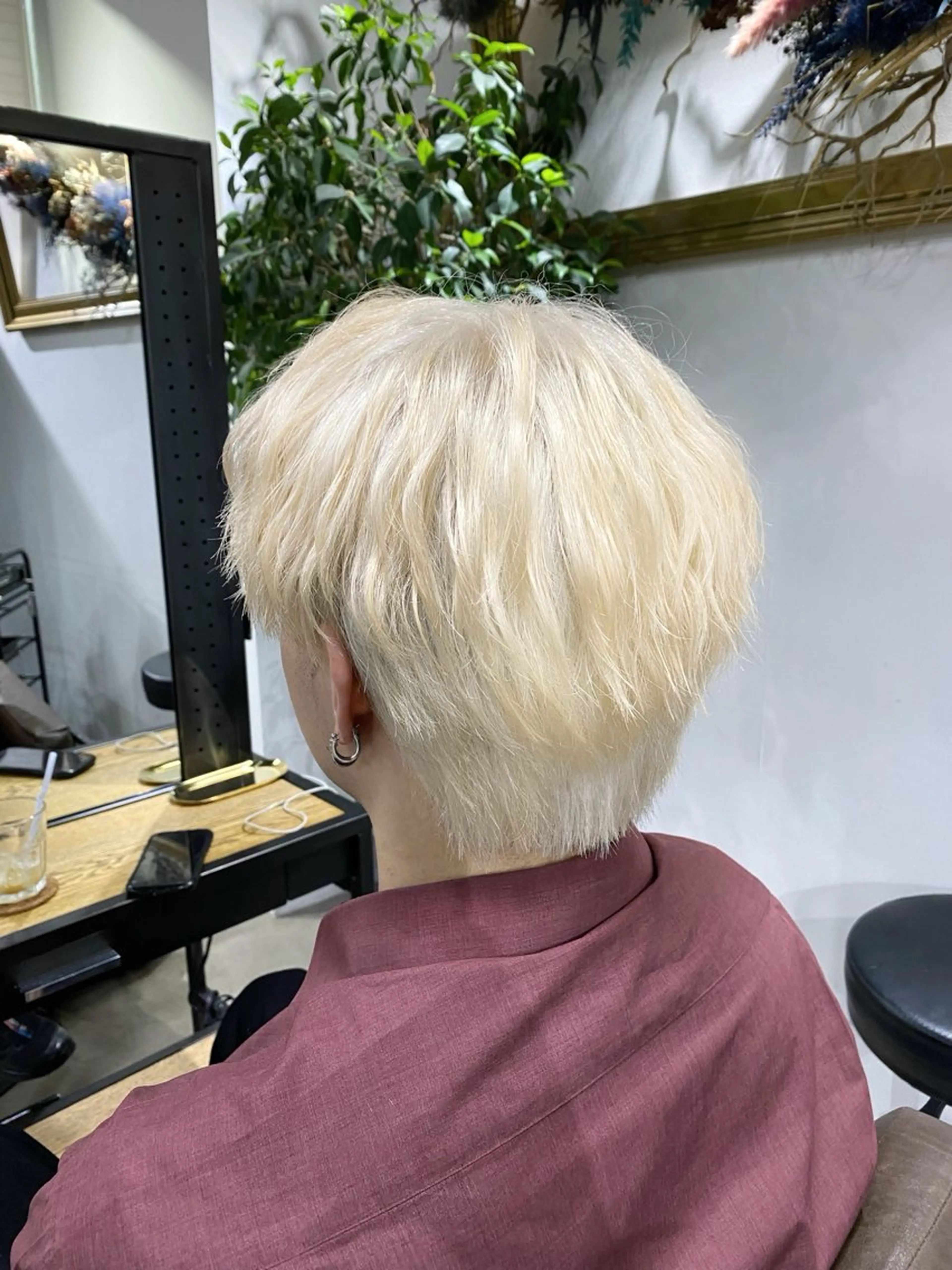 ショート 山影✨バレイヤージュ ハイライト✨メンズ◎のヘアスタイル