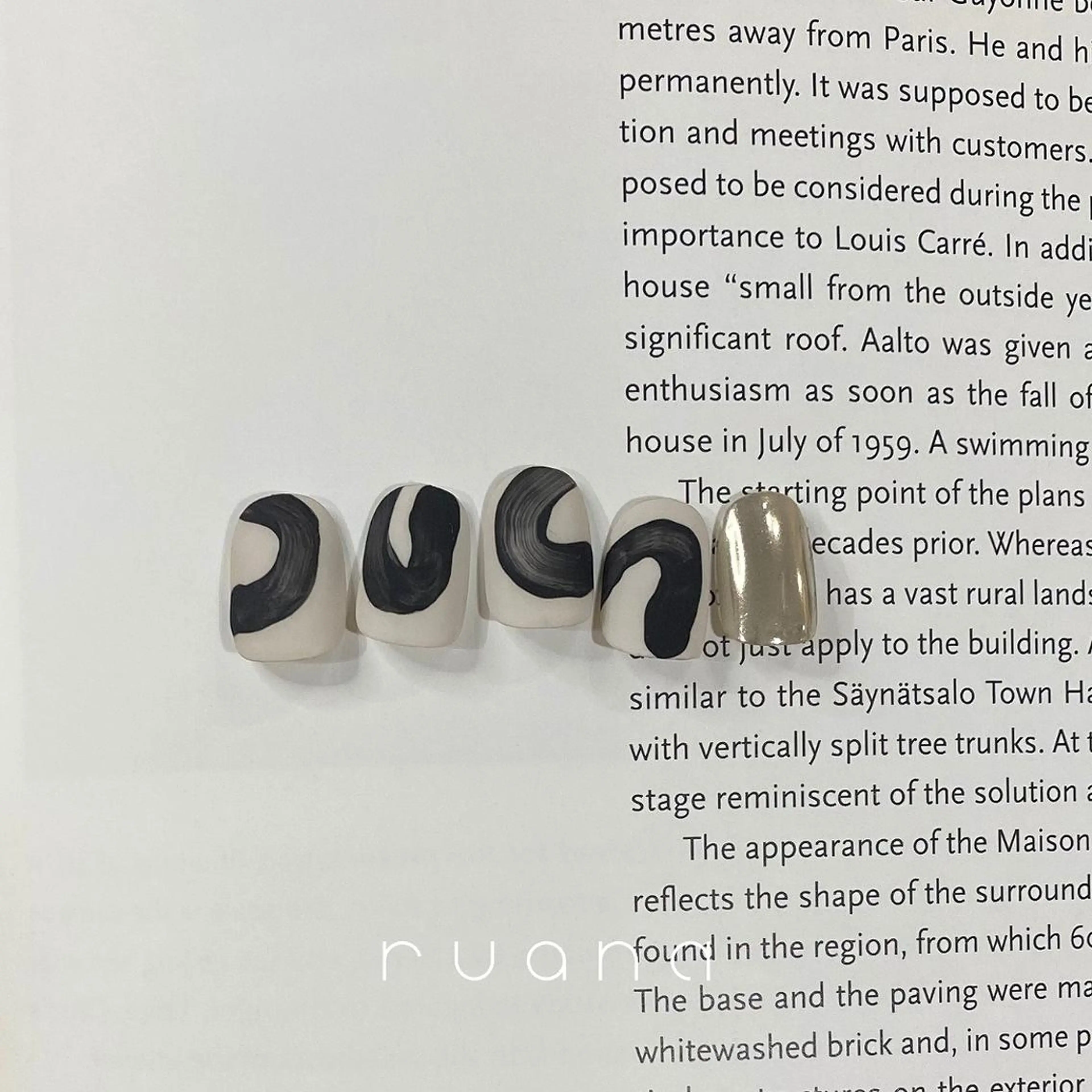 ネイル ハンドネイル 名村 優希のネイルデザイン