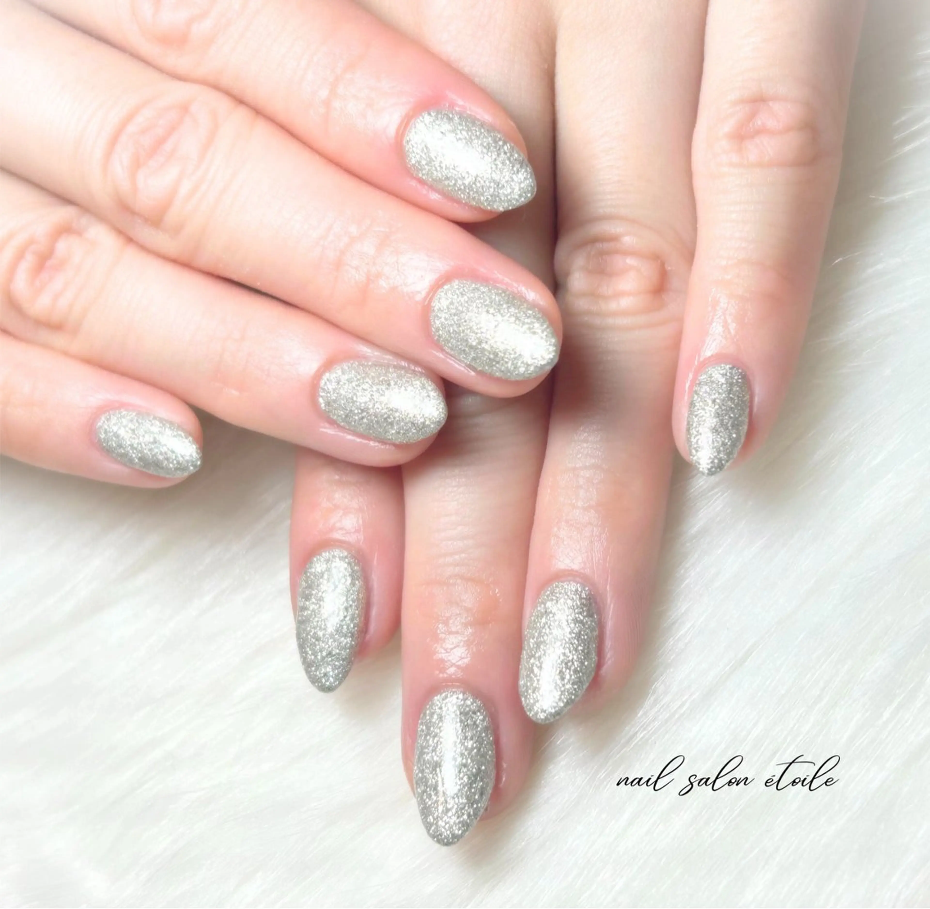 ネイル ワンカラーネイル シルバー シンプルネイル ハンドネイル nail salon étoileのネイルデザイン