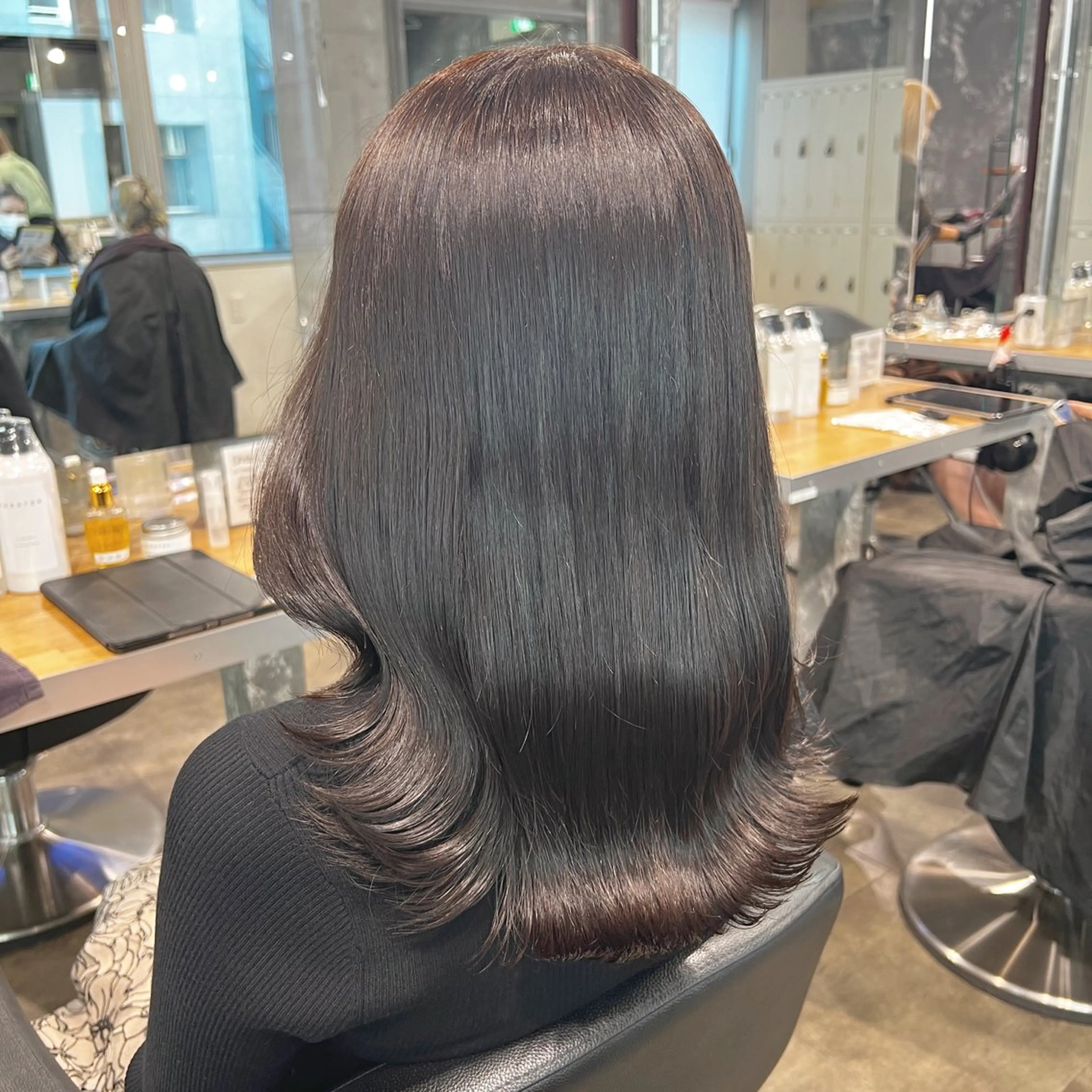 ミディアム カラー ヘアアレンジ ヘアカラー トリートメント ヘッドスパ ヘアセット 韓国風ベージュ🤎 赤みなし🌿横浜🤎のヘアスタイル