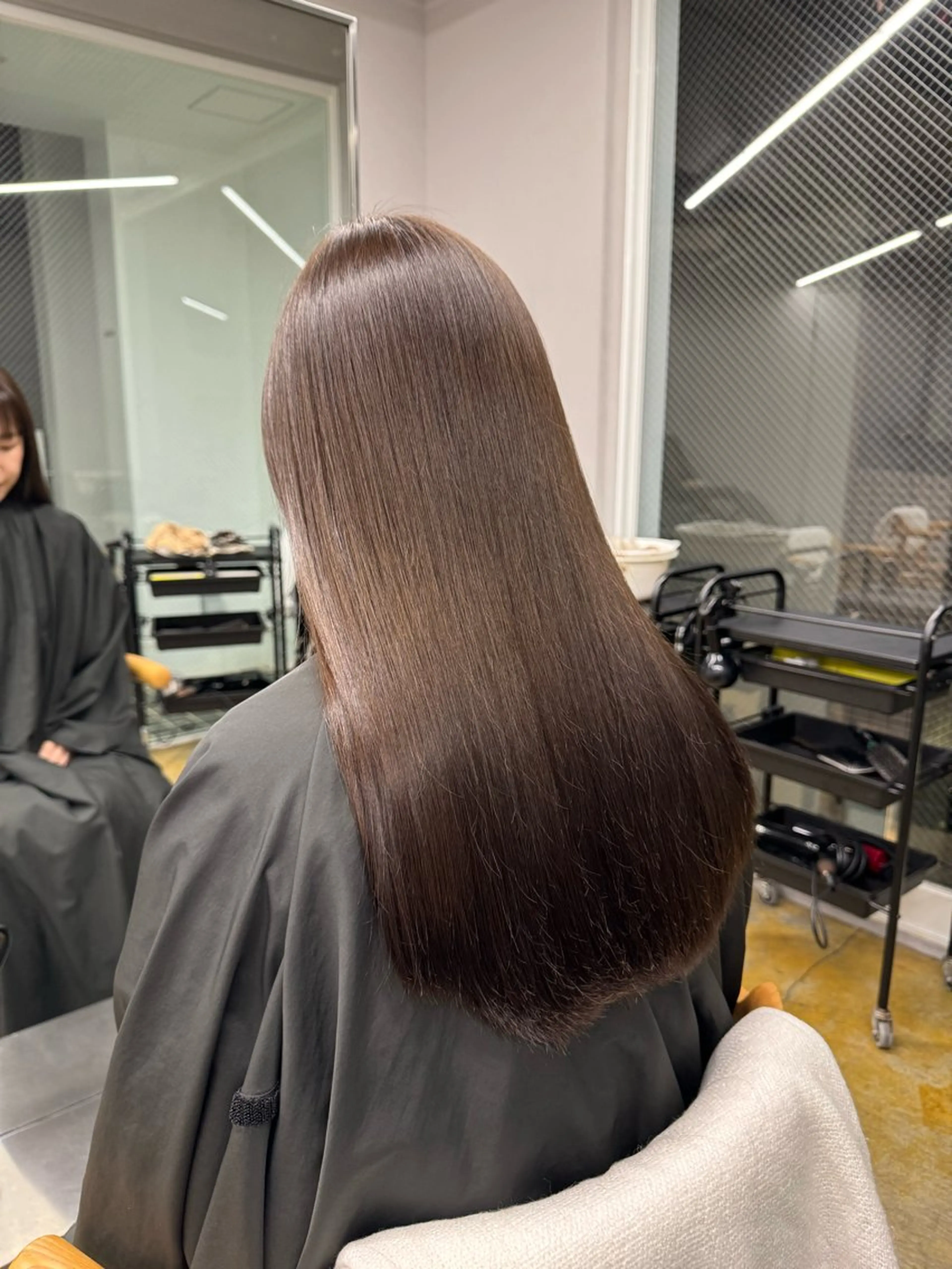 カラー ヘアカラー トリートメント maina/透明感 ベージュ/ブラウンのヘアスタイル