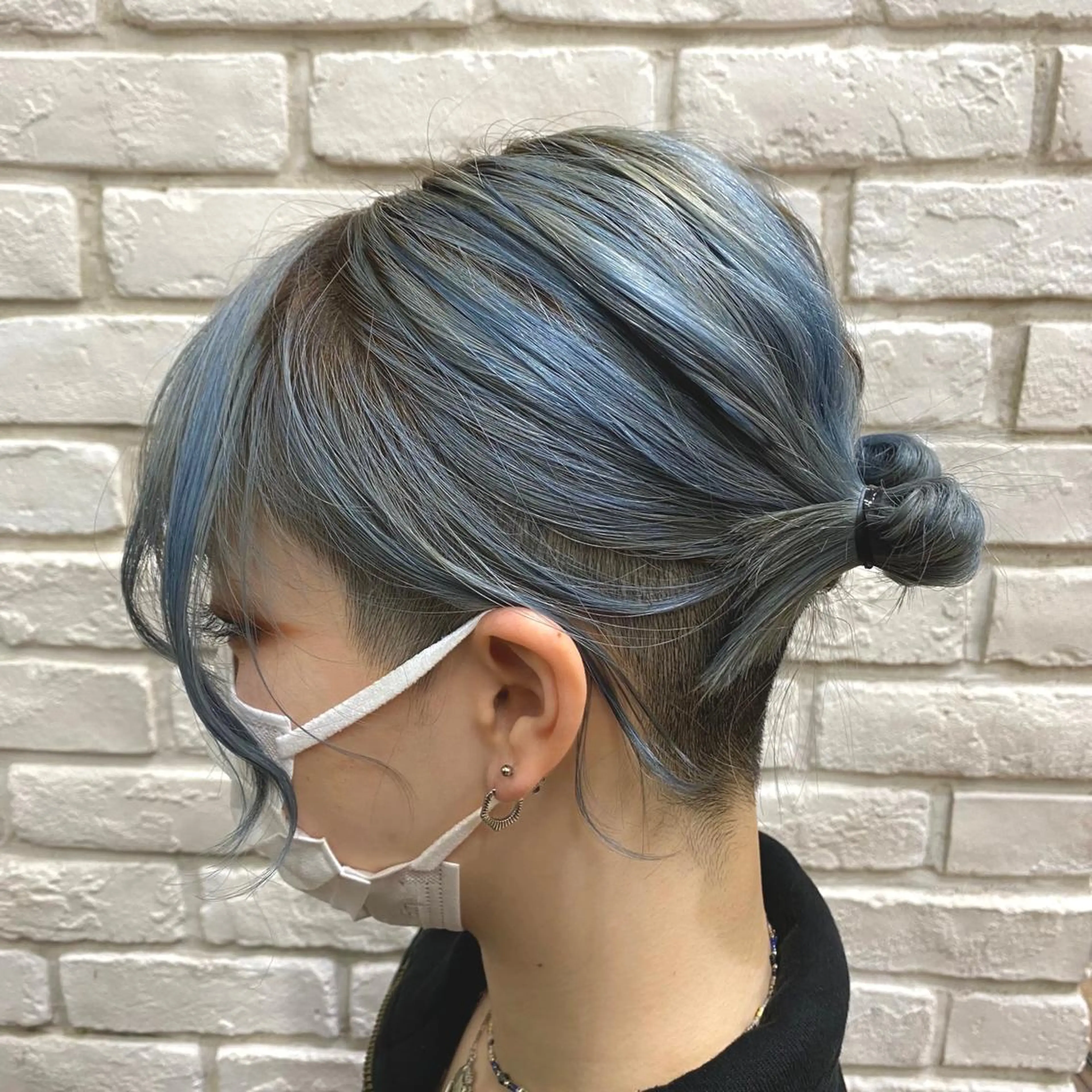 ショート カラー hozumi bilanciaのヘアスタイル