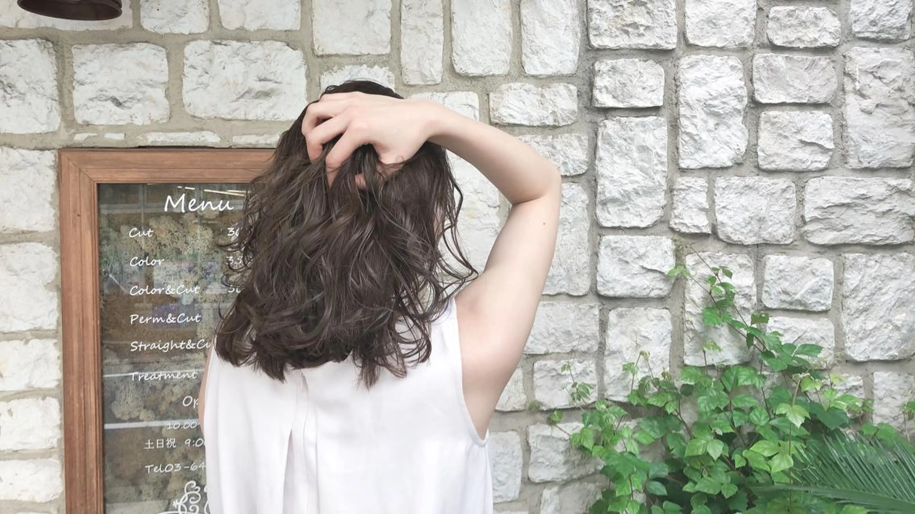 ミディアム カラー パーマ ヘアアレンジ メンズ キッズ ネイル マツエク・マツパ ベージュカラー 透明感カラー フォギーベージュ グレージュ カット ヘアカラー トリートメント OAK  兵庫所属・OAK 兵庫のヘアスタイル