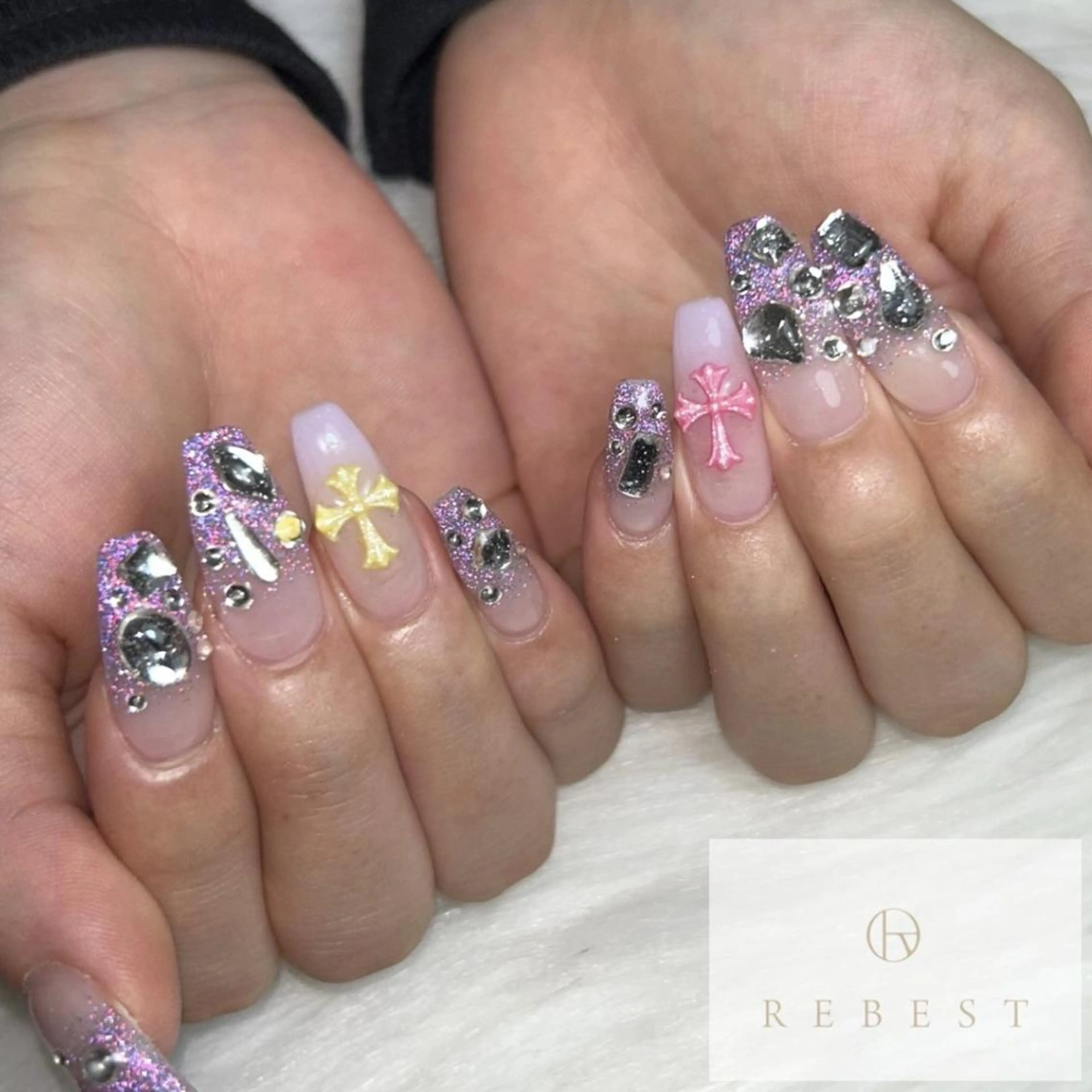 ネイル ＲＥＢＥＳＴ nailのネイルデザイン