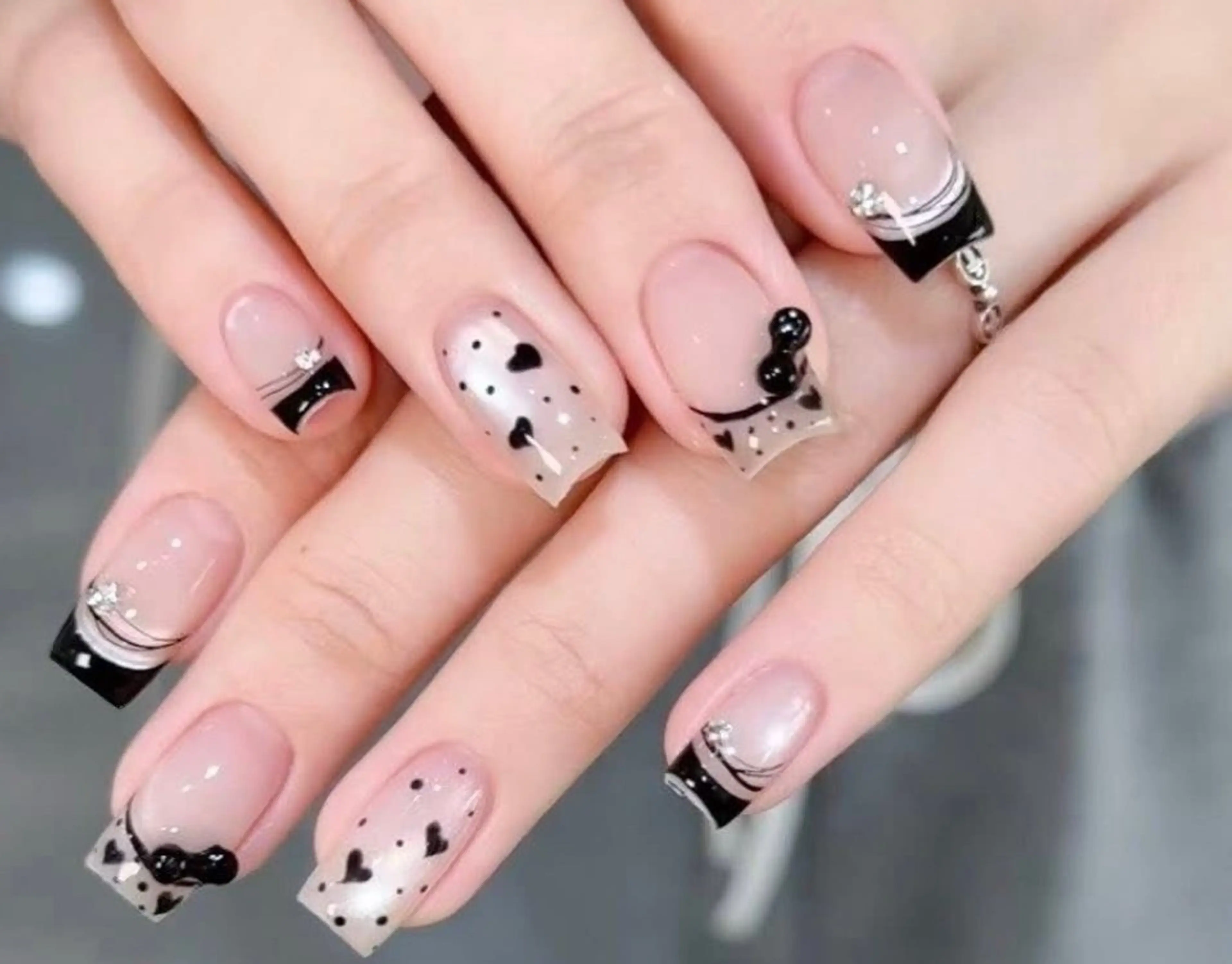 ネイル 韓国ネイル 持ち込み ニュアンスネイル ネイルチップ ハンドネイル Tini ANA.CHUOのネイルデザイン