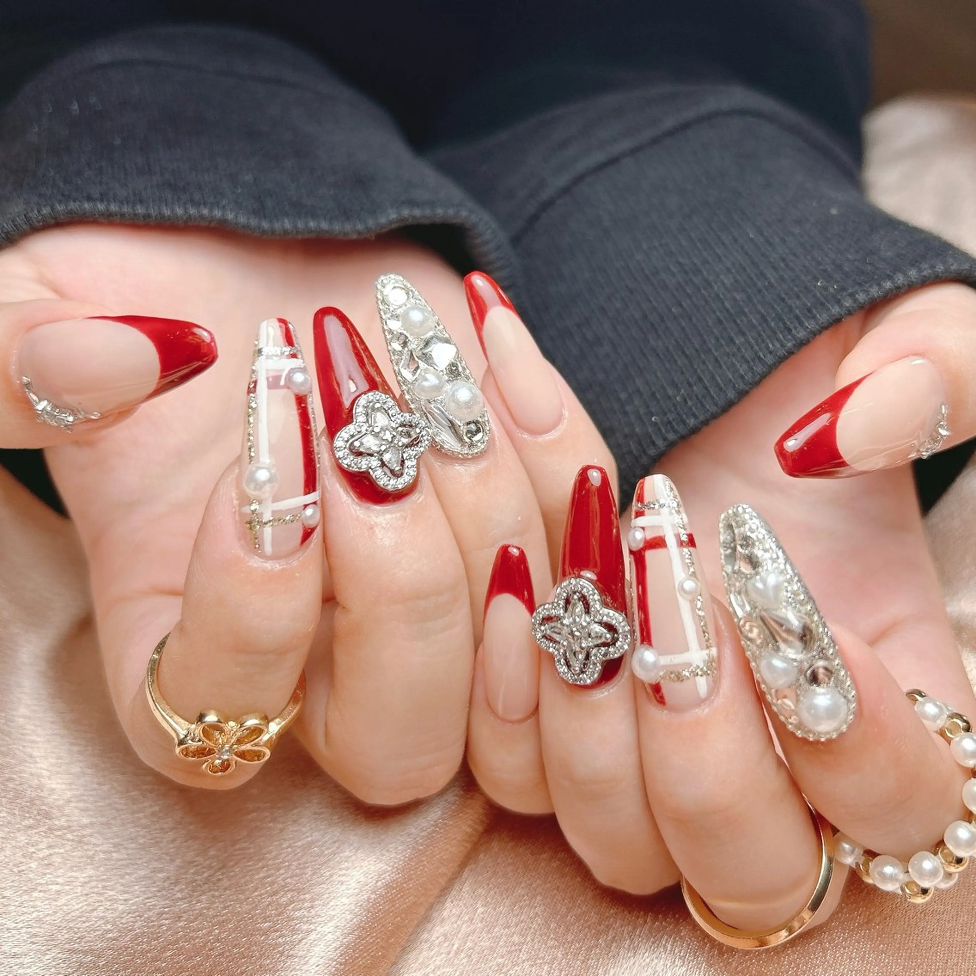 ネイル フレンチネイル 赤色 ハンドネイル junna 金山.東別院.上前津のネイルデザイン