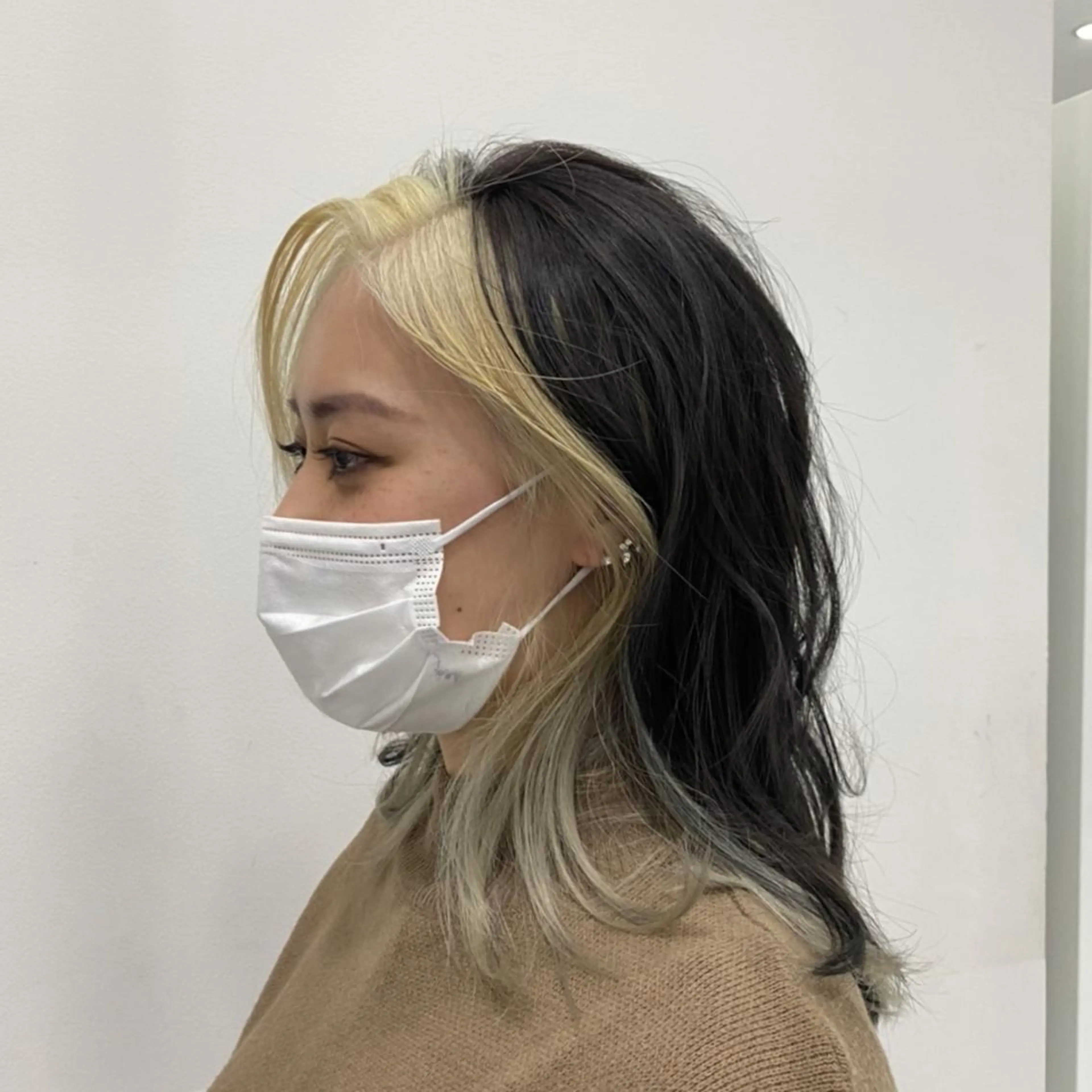 ロング カラー ハイライトカラー インナーカラー ハイライト TONI&GUY所属・Otsuka Satsukiのヘアスタイル