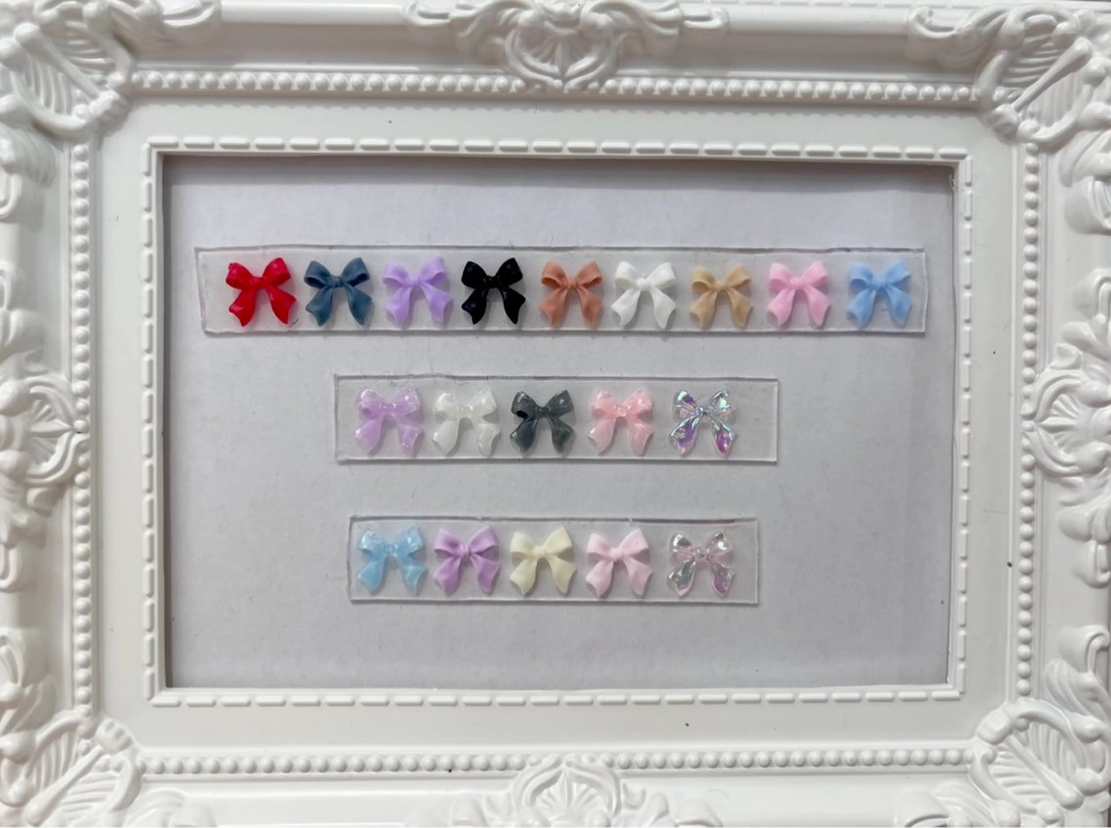 ２０種類から2つ選べるリボンネイル🎀 ワンカラーorラメグラorマグネットの写真