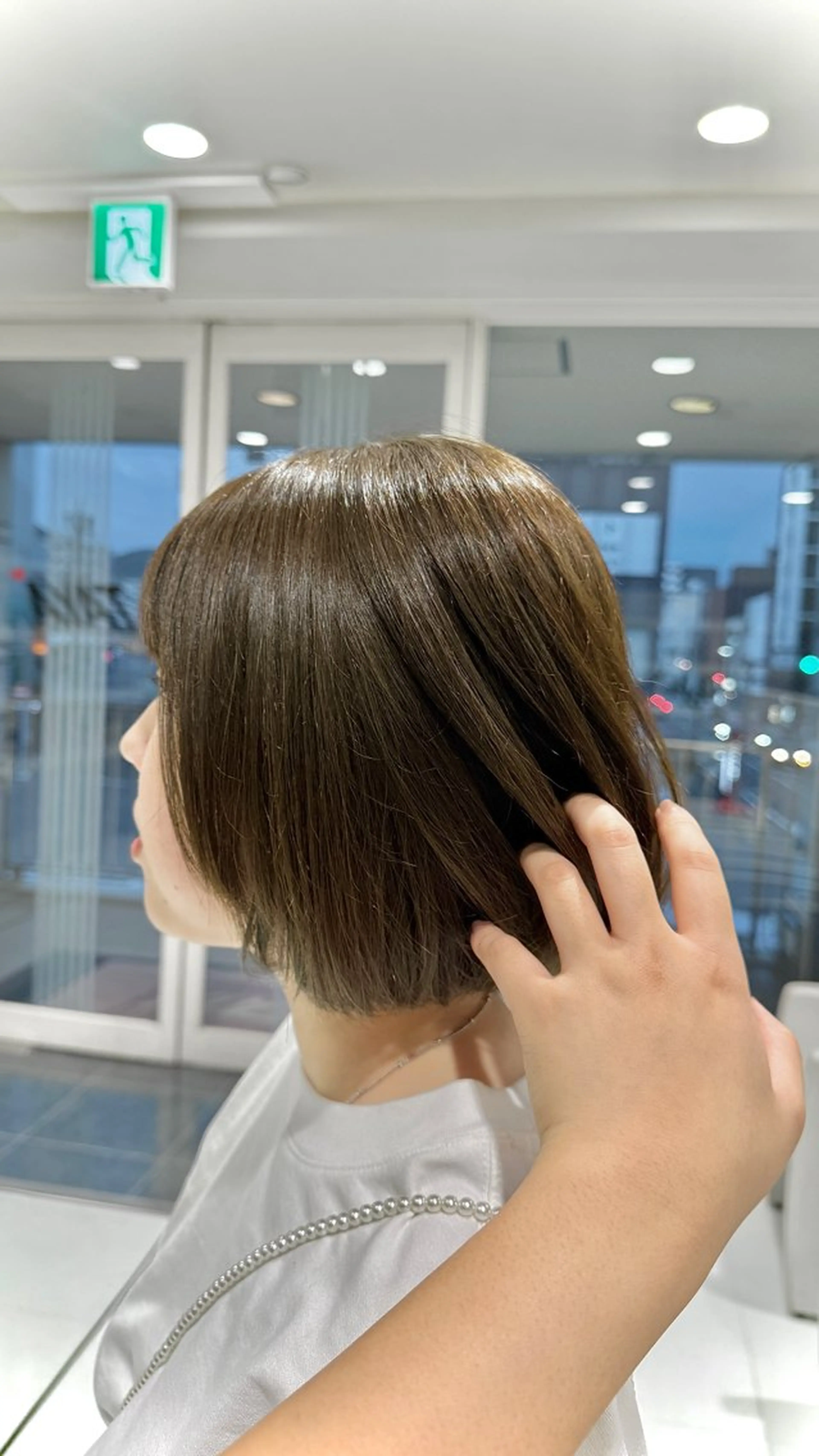 カラー ベージュカラー オリーブベージュ 藤並 ファニャのヘアスタイル