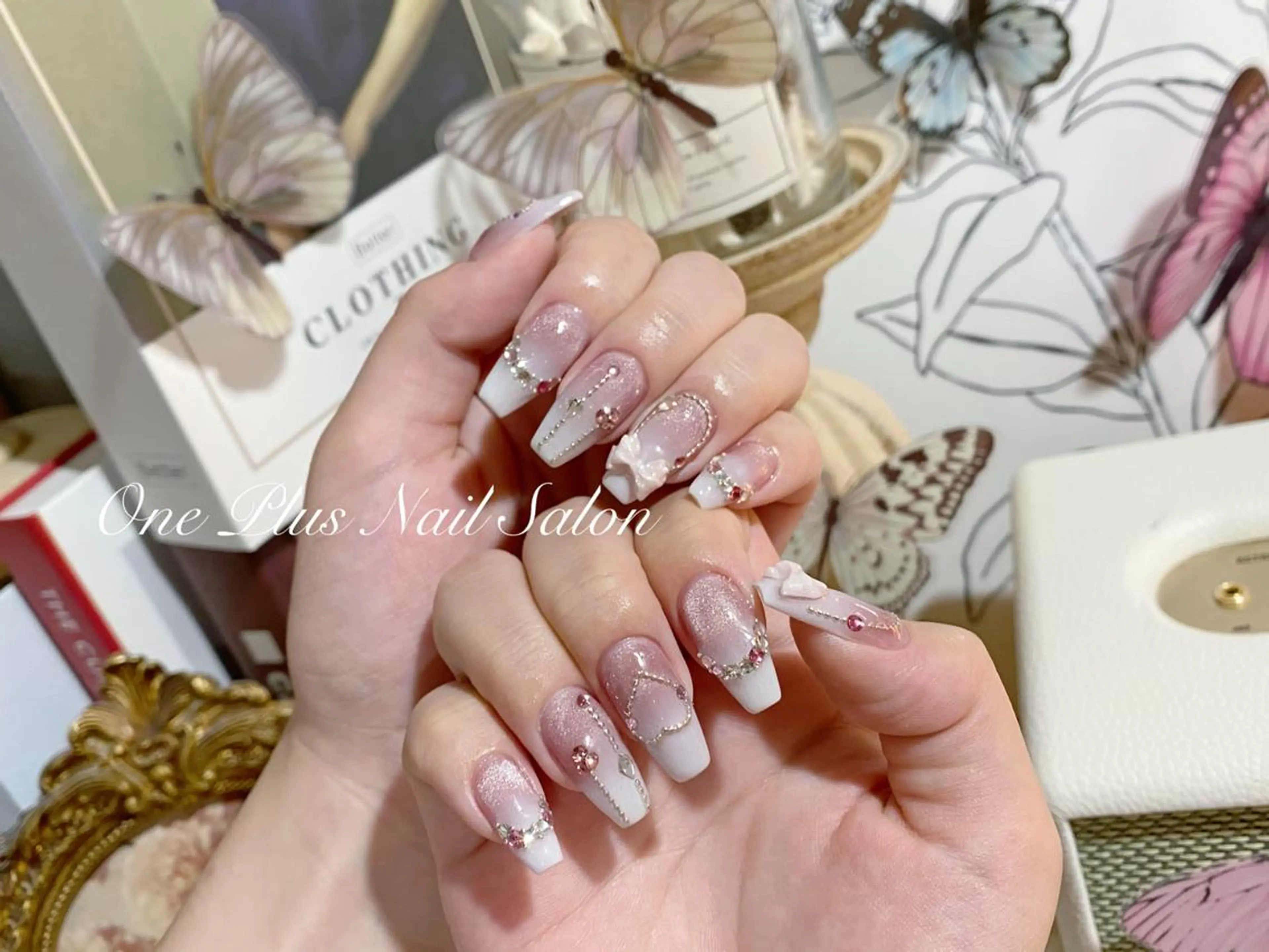 ネイル One plus あやのネイルデザイン