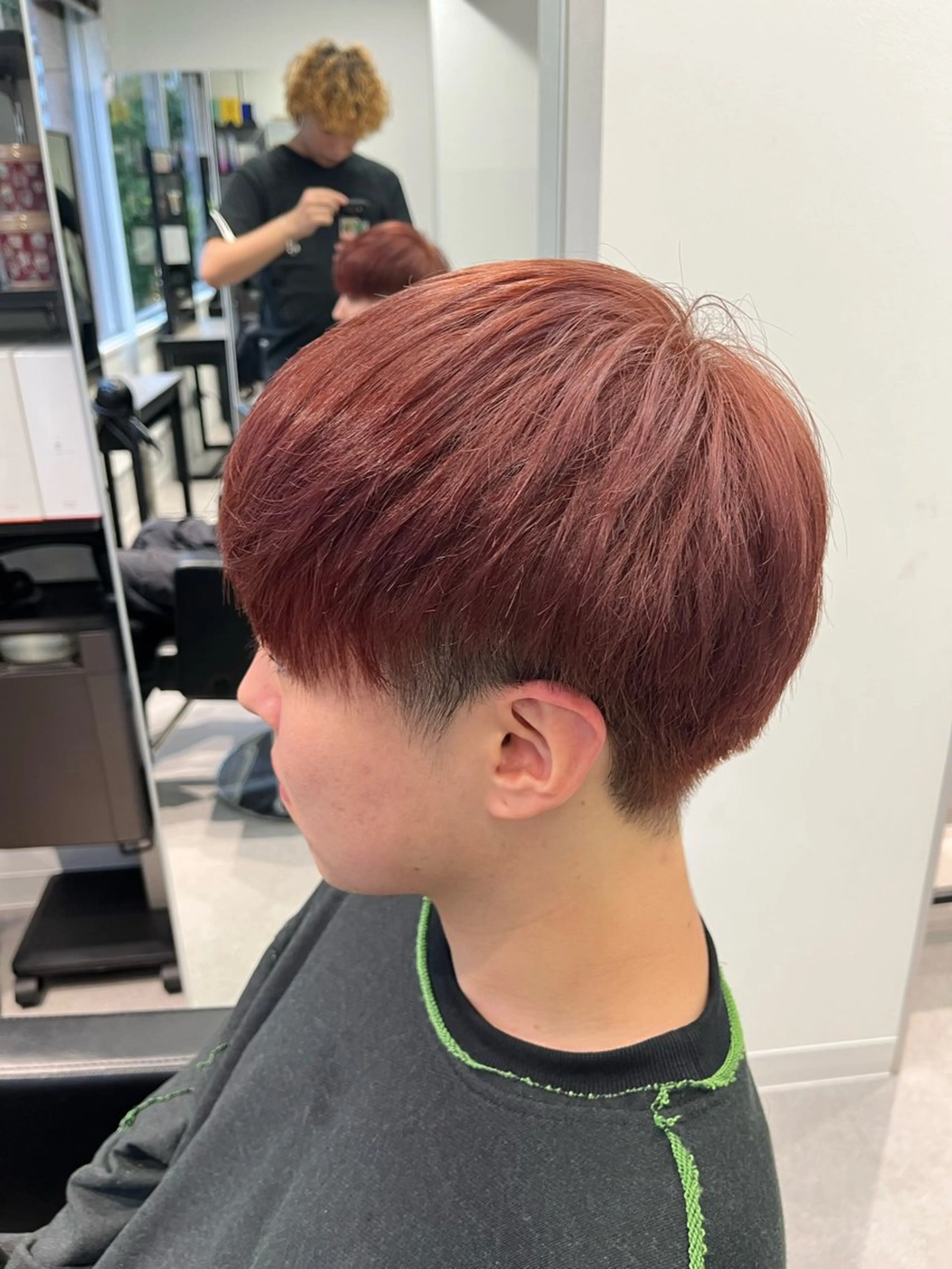 カラー メンズ SOZO Hair Make GINZA所属・👑艶髪/ブリーチ/ 縮毛矯正/パーマ👑のヘアスタイル