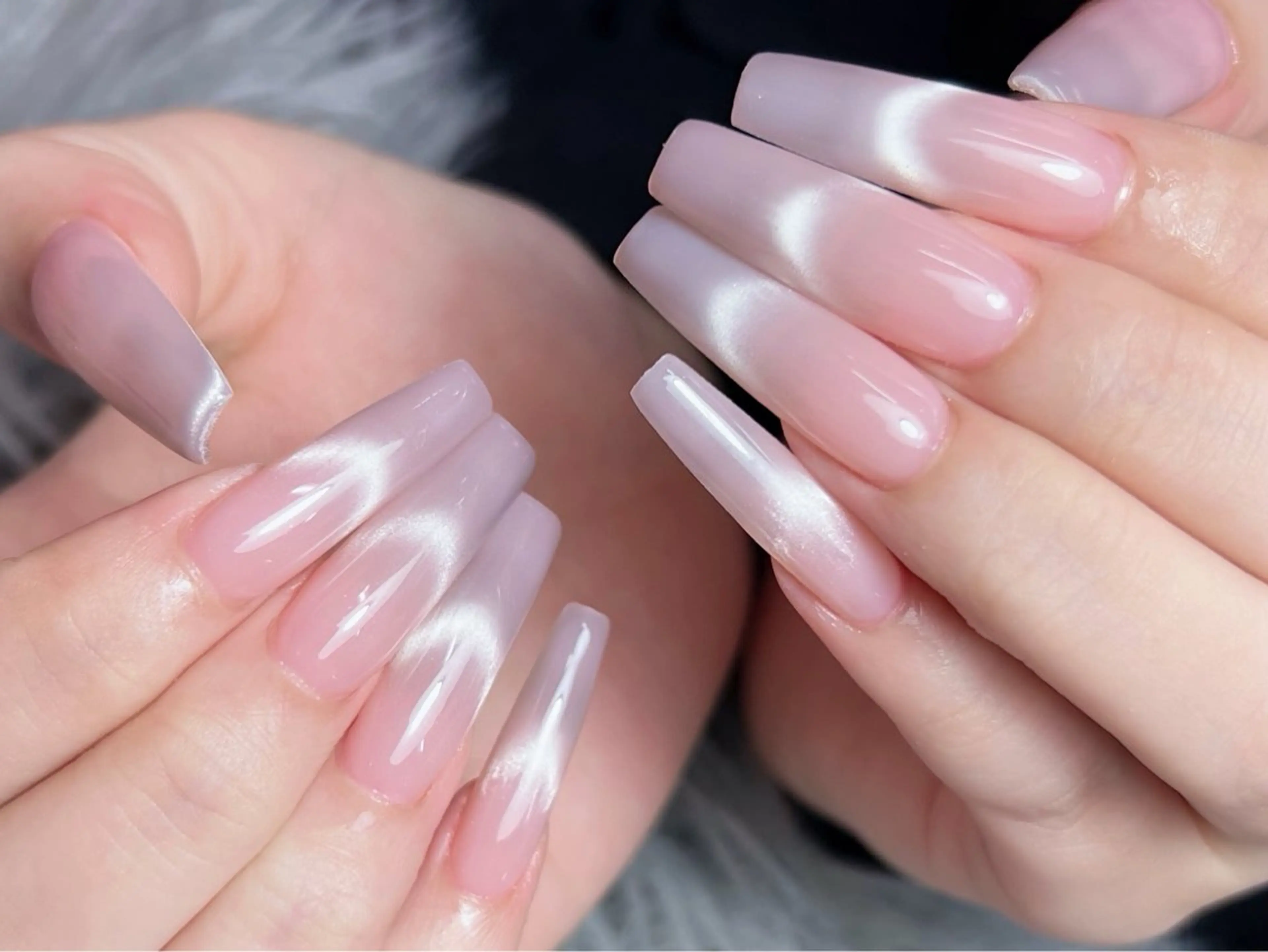 ネイル 長さ出し フレンチネイル マグネットネイル マグネットフレンチ ハンドネイル ハンドケア DarkHoney 池袋店のネイルデザイン