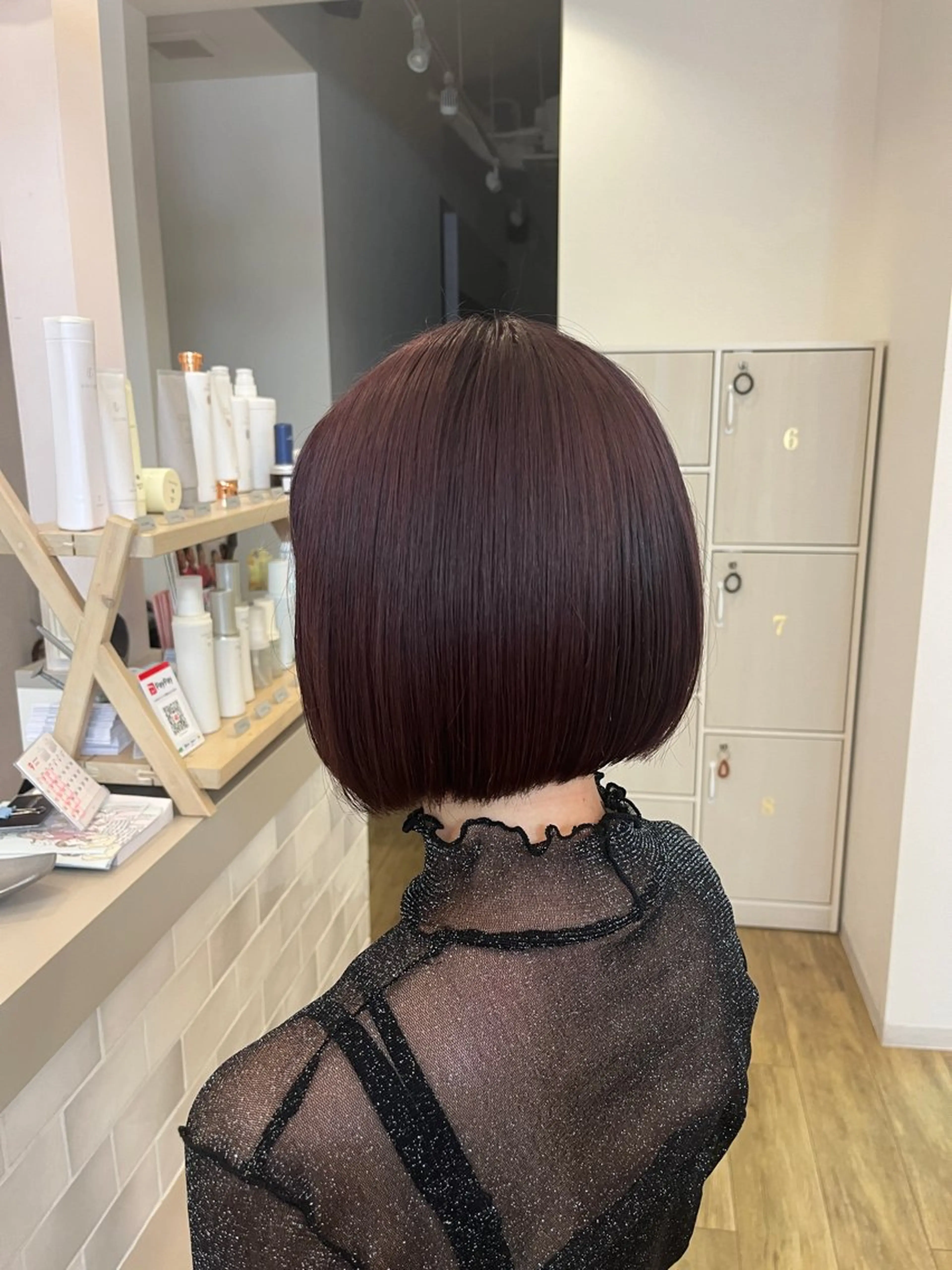 ショート パープルカラー ボブ 高村 りなのヘアスタイル