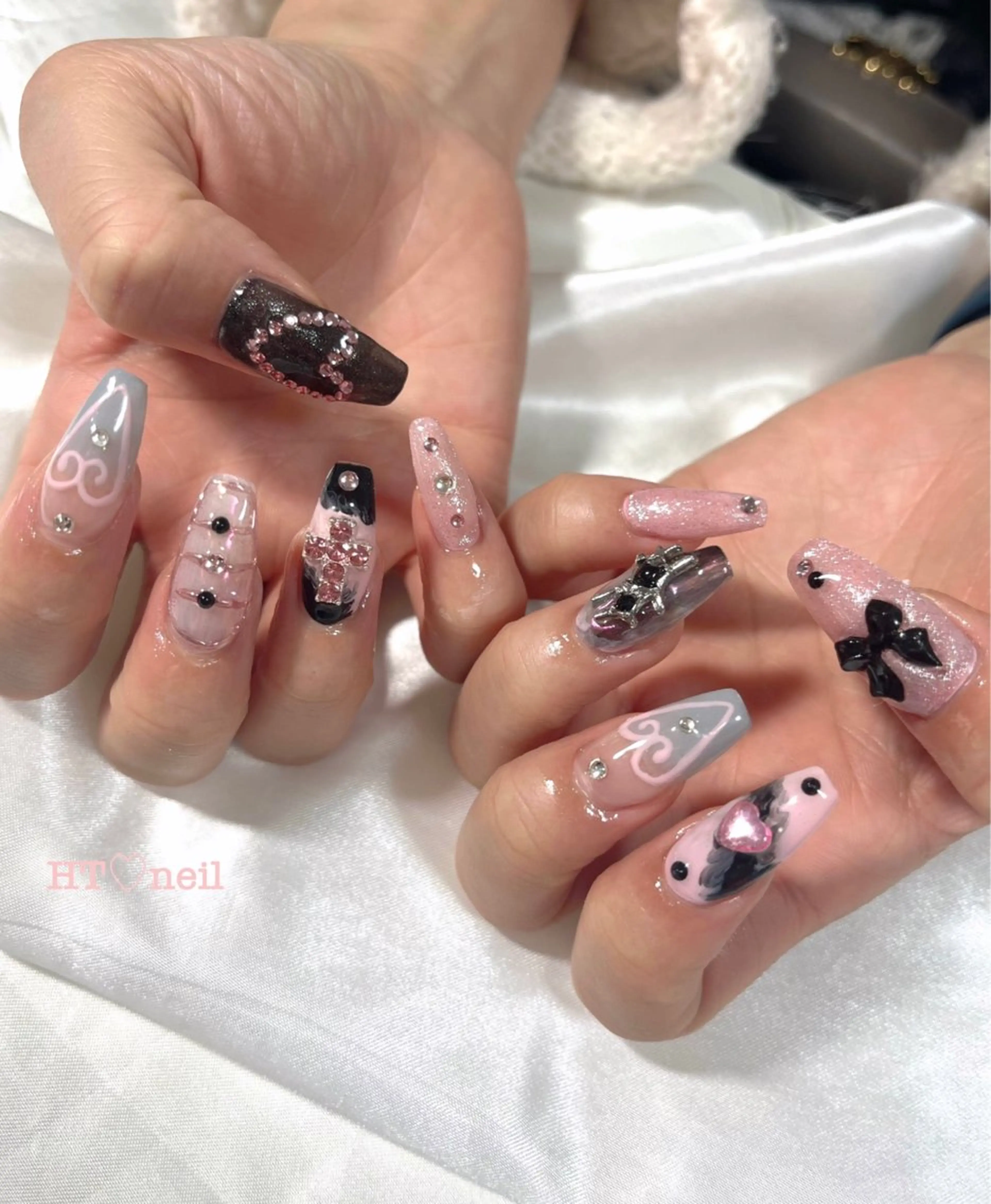 ネイル HT♡nail所属・mimi ♡のネイルデザイン