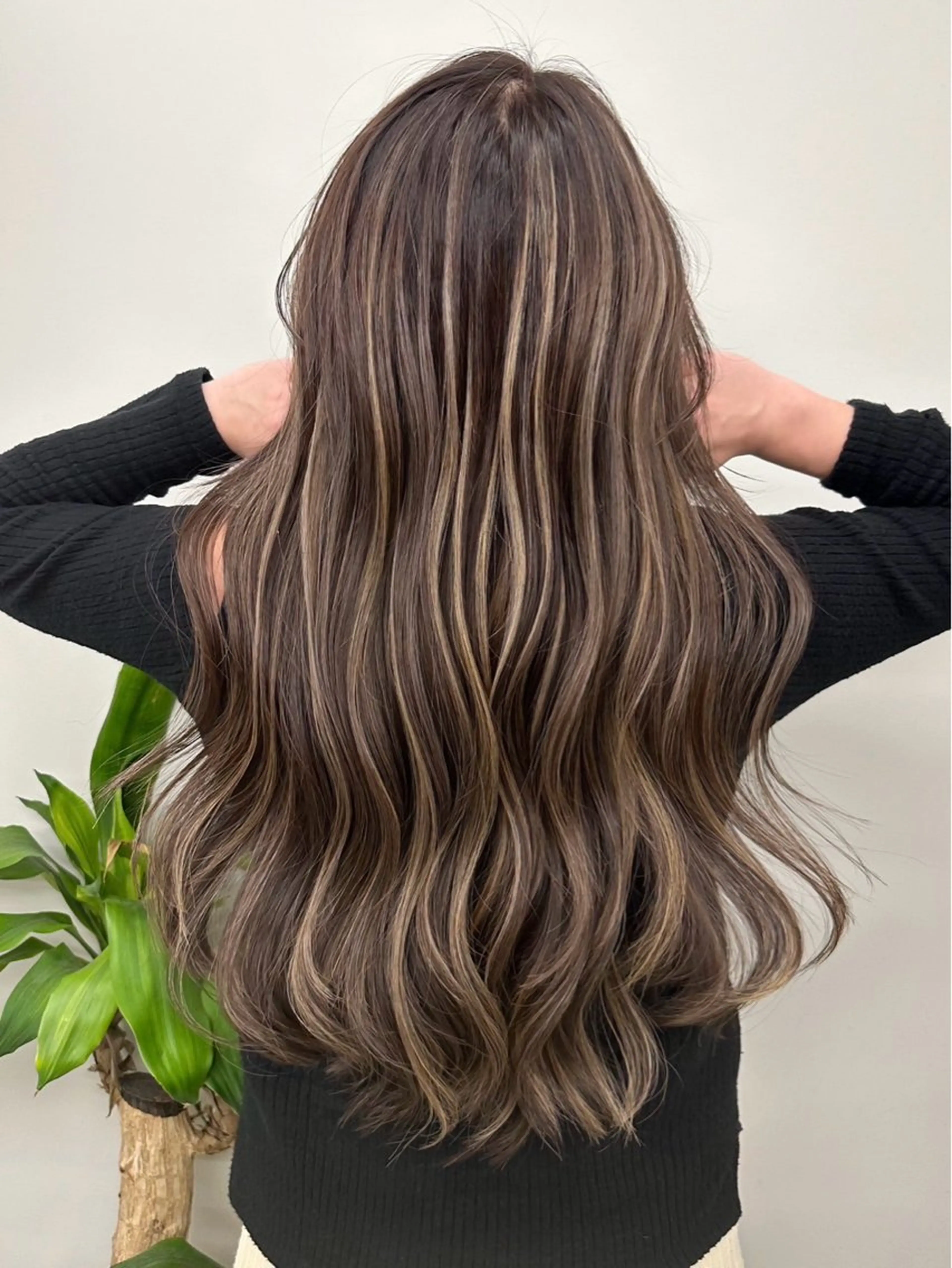 ロング カラー ベージュカラー ブリーチ ブラウンカラー ケアブリーチ カシス レイヤー/ボブモデル 募集中🕊️正源のヘアスタイル