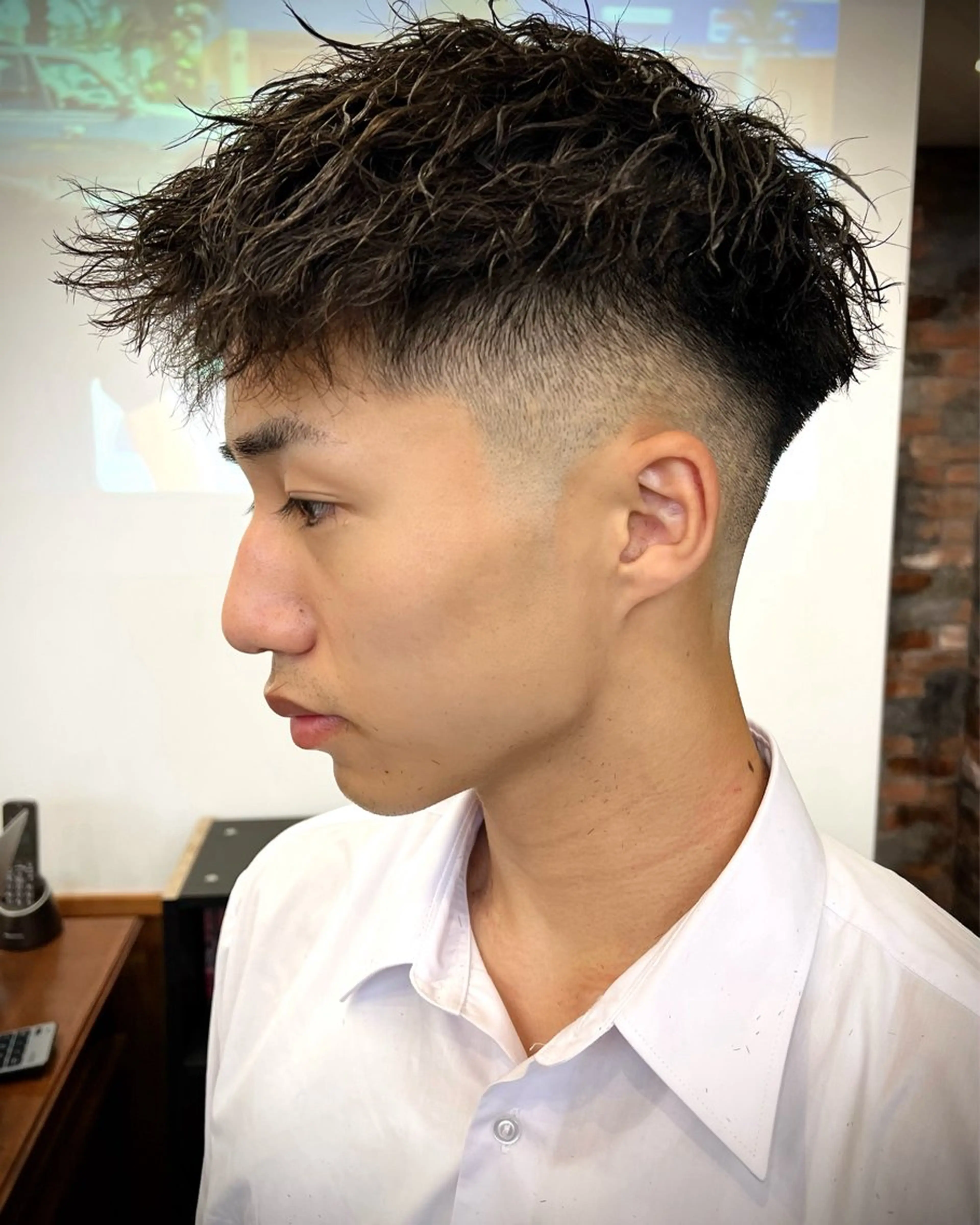 ショート パーマ ツイストパーマ メンズパーマ メンズカットYUKIのヘアスタイル