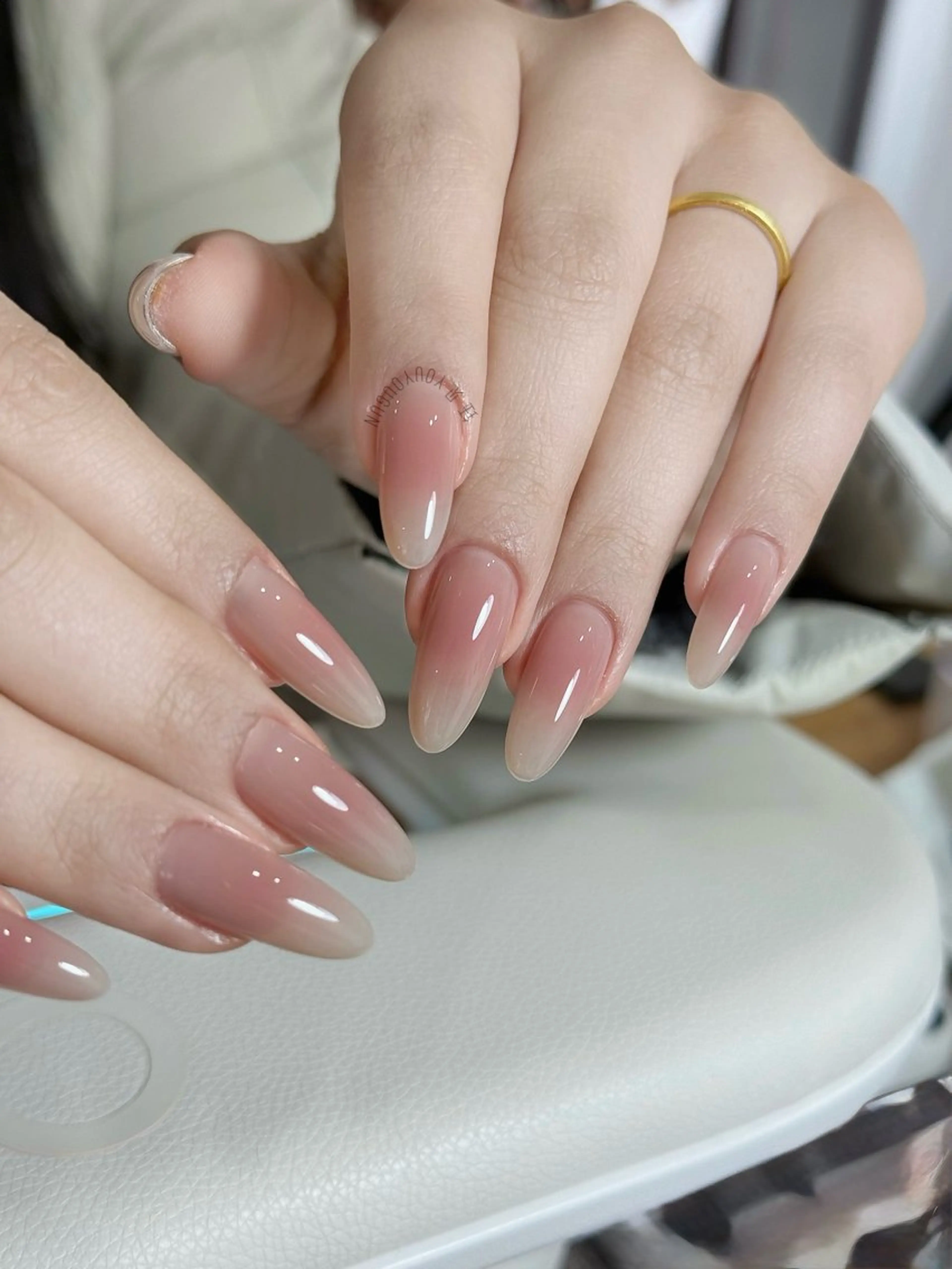 ネイル ハンドネイル ジュリ ネイルのネイルデザイン