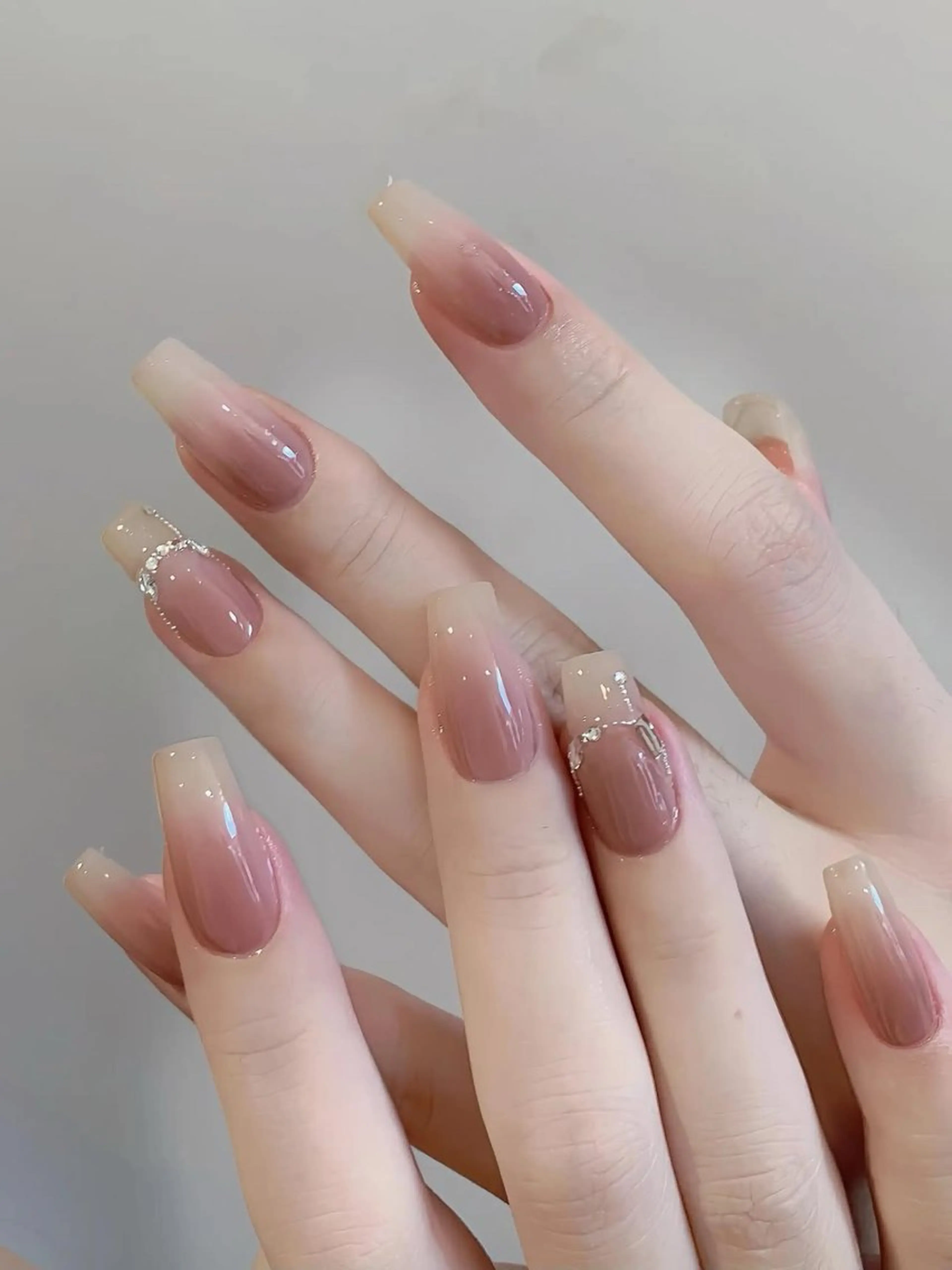 ネイル ハンドネイル NAILS168 チップ長さ出し専門店のネイルデザイン