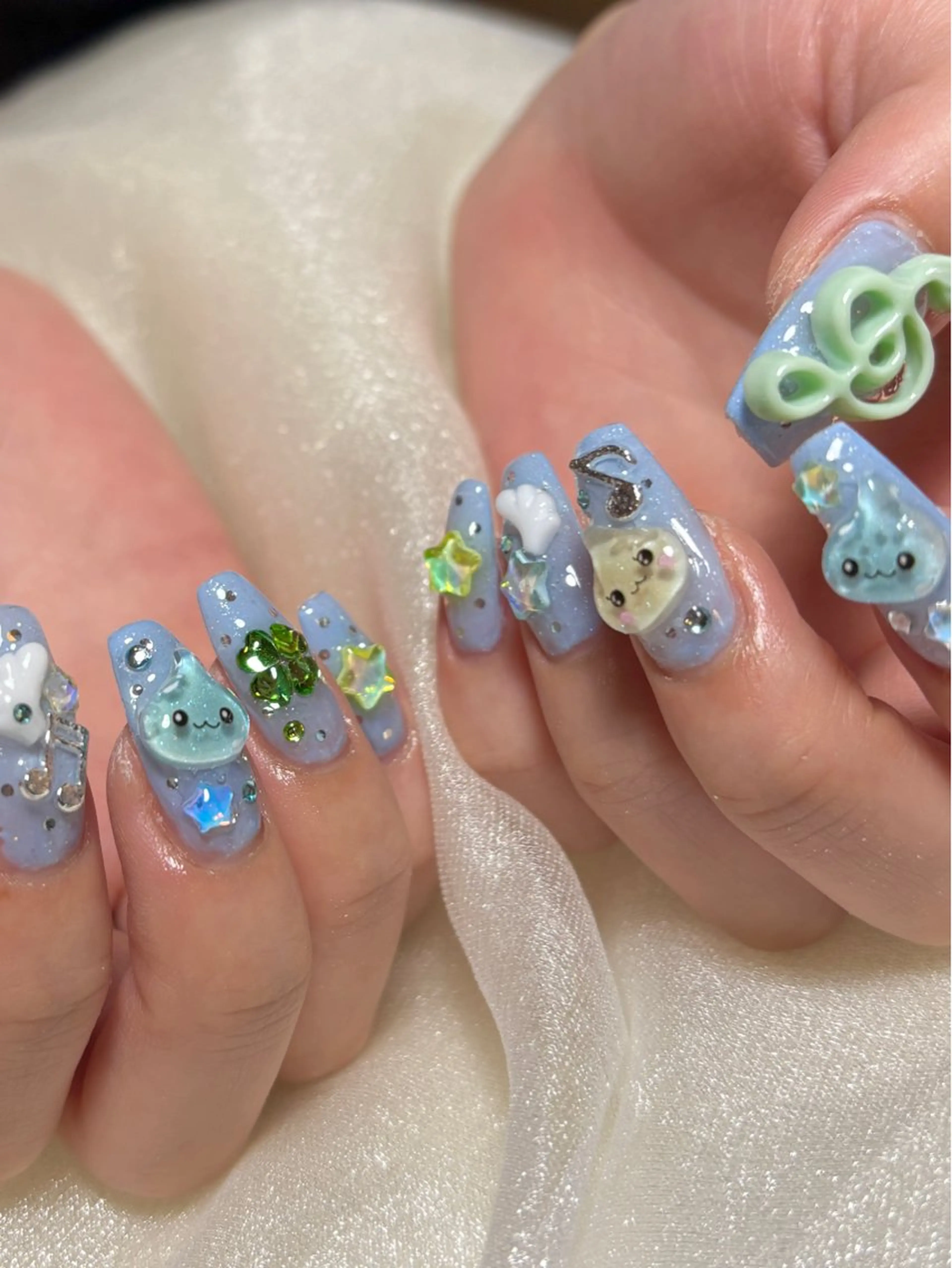 ロング ハンドネイル mer natsumiのネイルデザイン