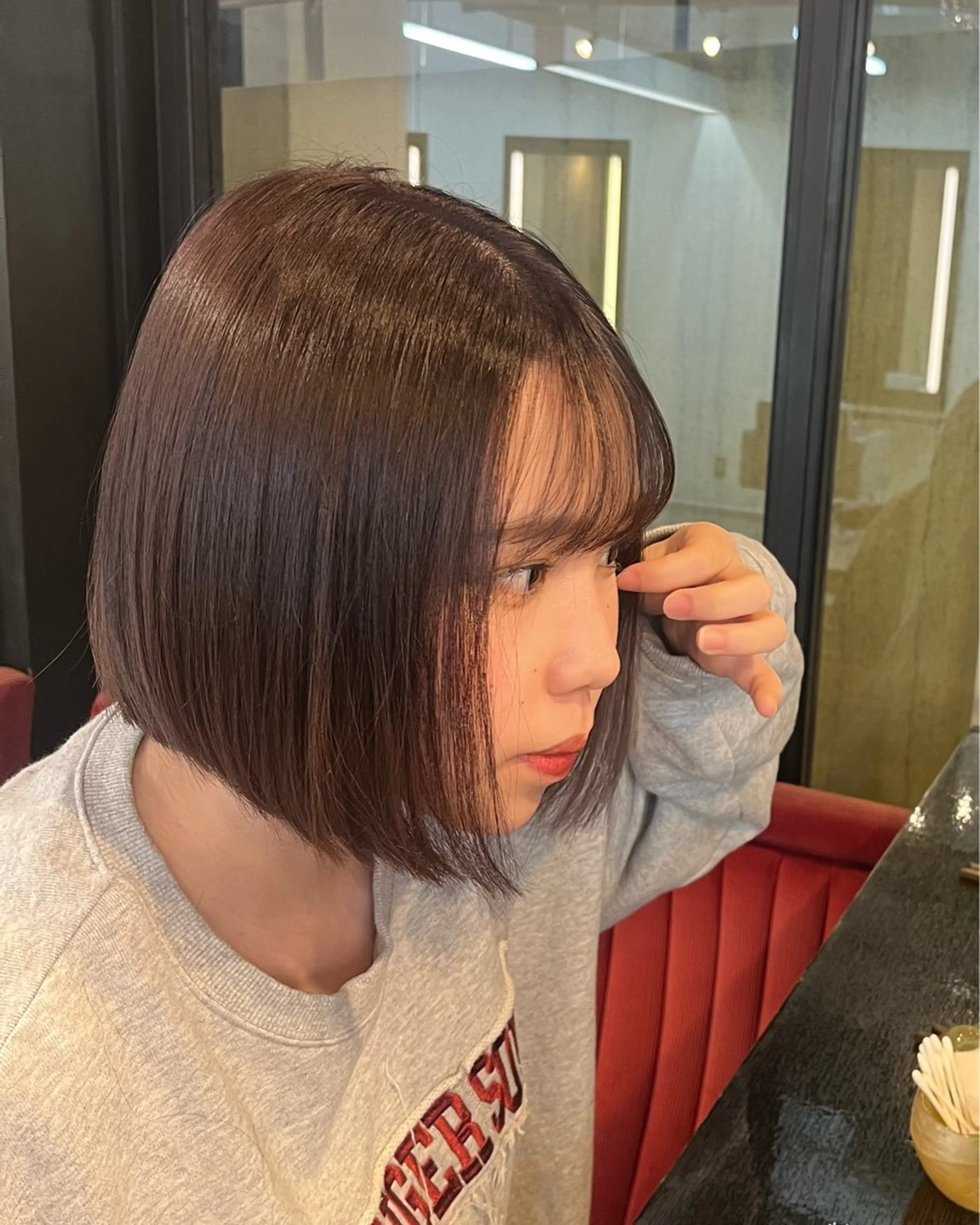ミディアム イシイ モエカのヘアスタイル