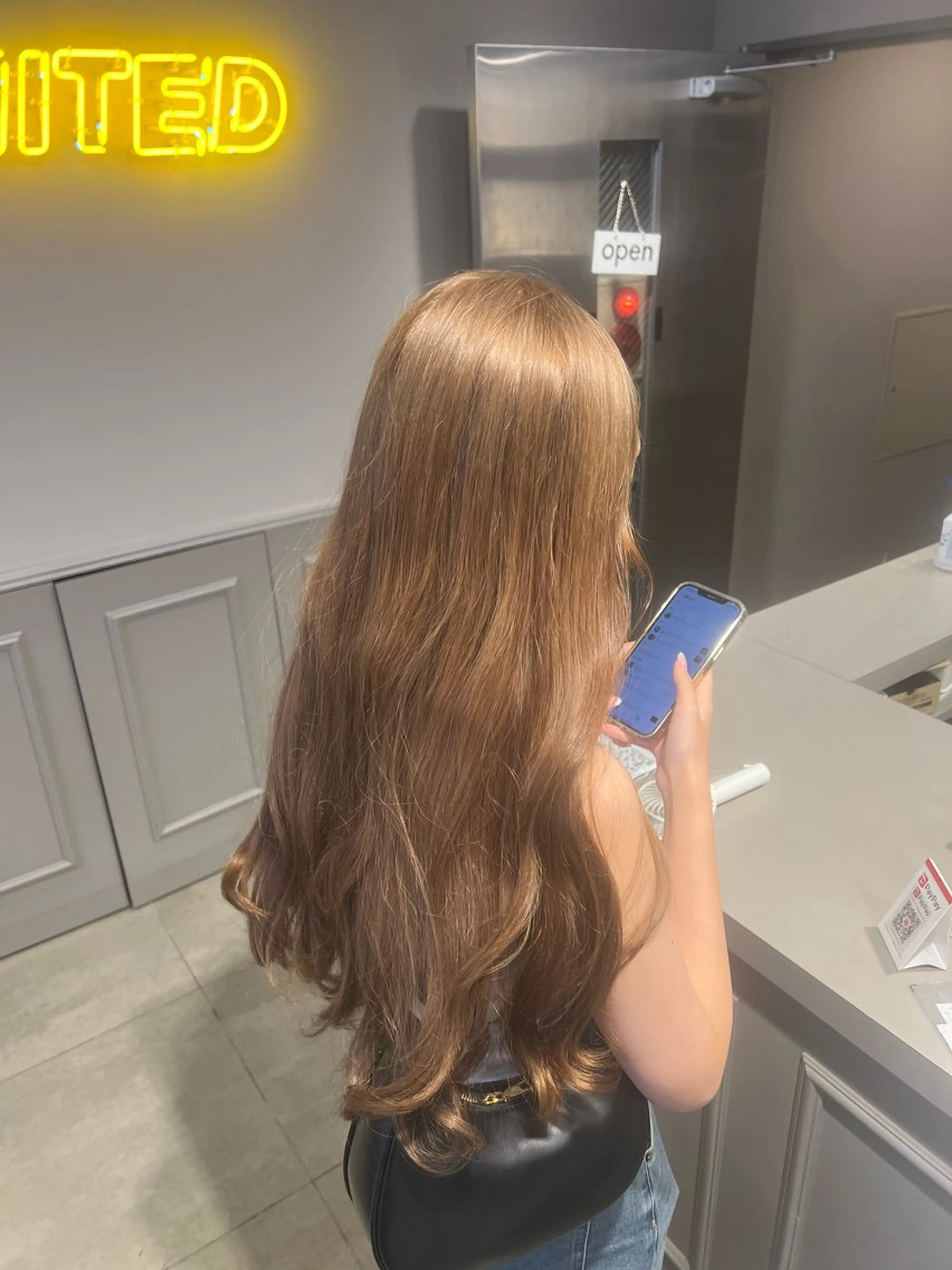 ロング カラー ヘアカラー 韓国レイヤーカット /REIのヘアスタイル