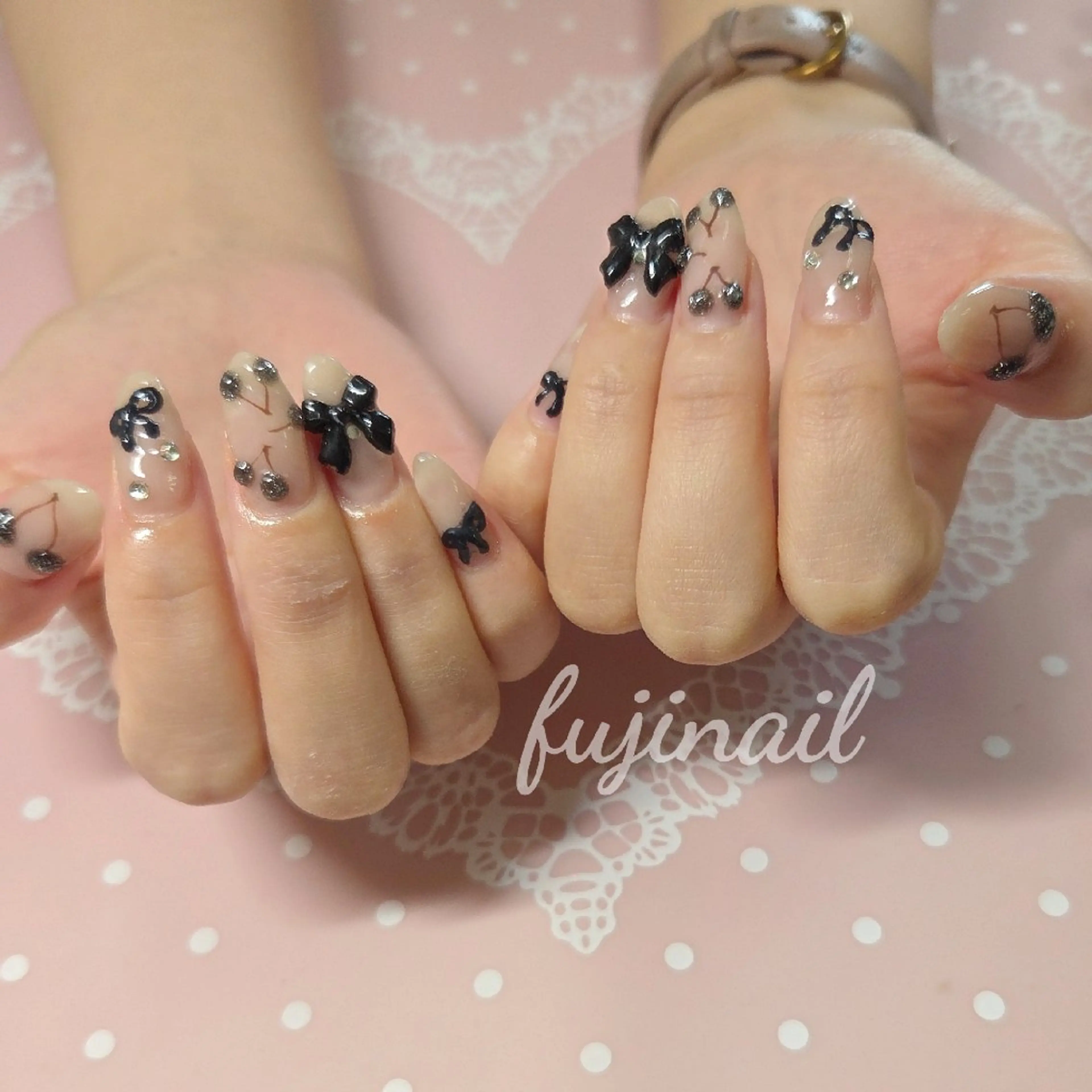 ネイル アートネイル クリアネイル 持ち込み ぷっくりネイル リボン fujinail(バーバーフジノ)所属・藤野 智美のネイルデザイン