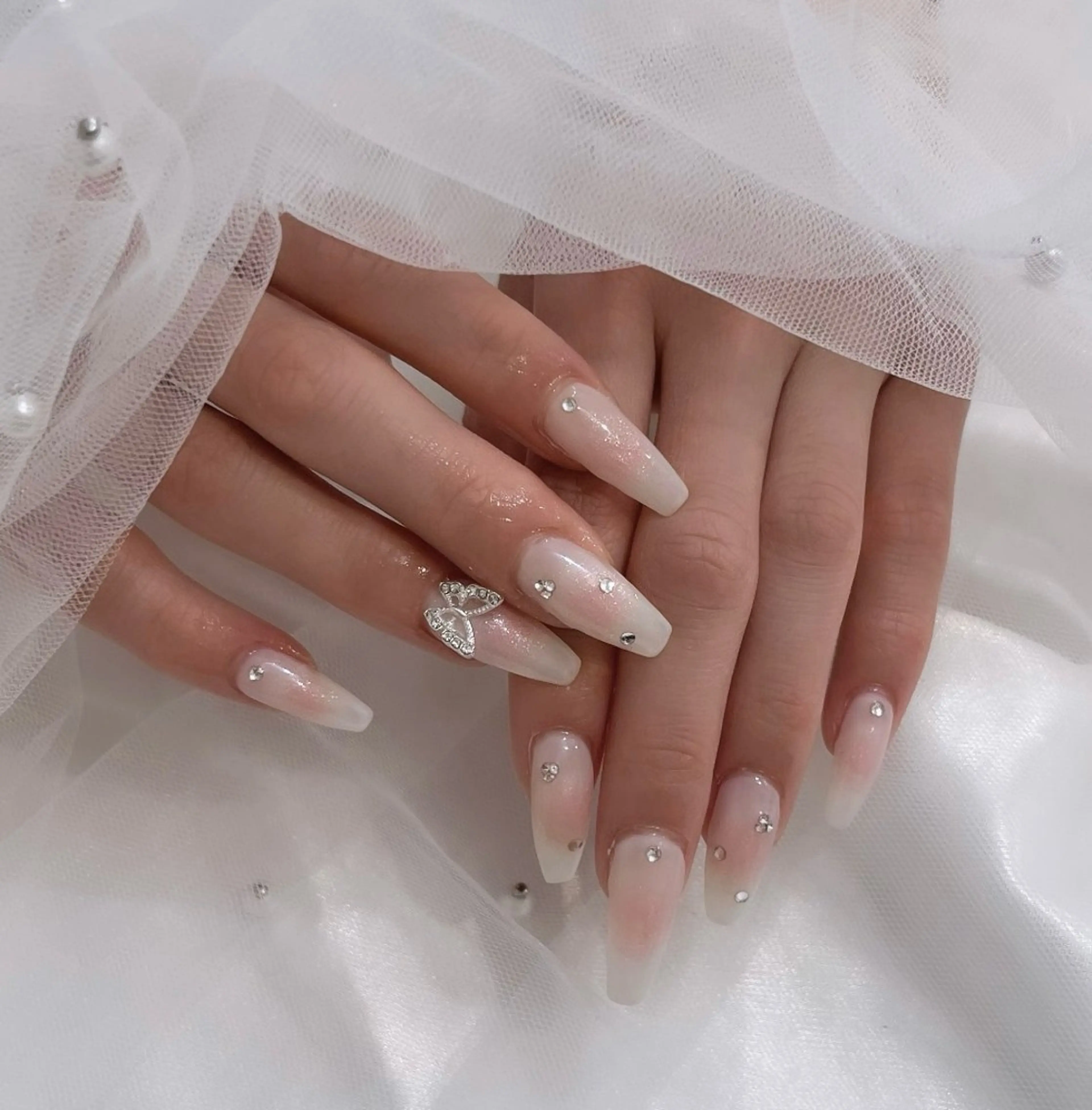 ネイル SALON ELVI.所属・SALON ELVI.のネイルデザイン