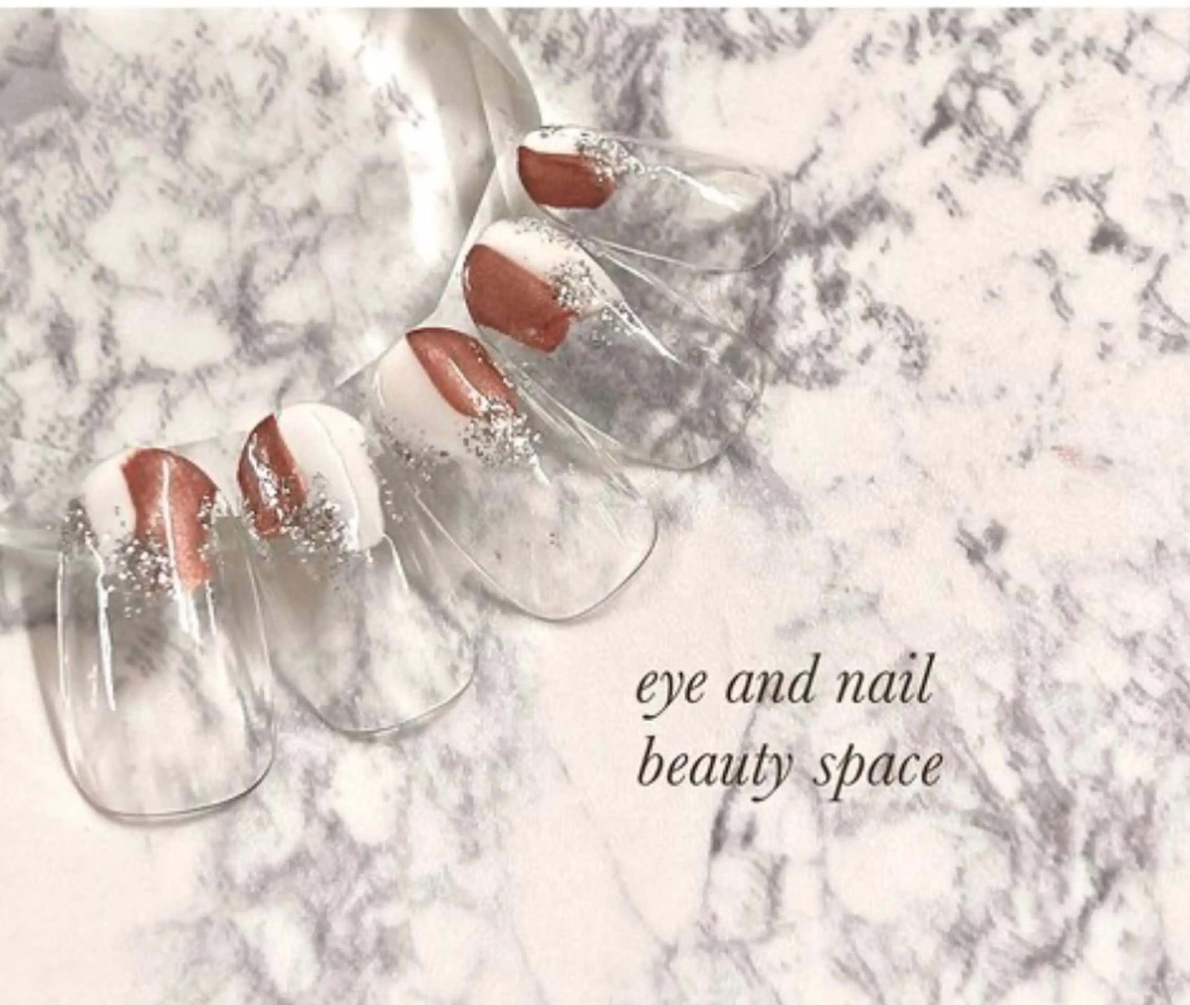 ネイル ミラーネイル 杉山 ネイリストのネイルデザイン