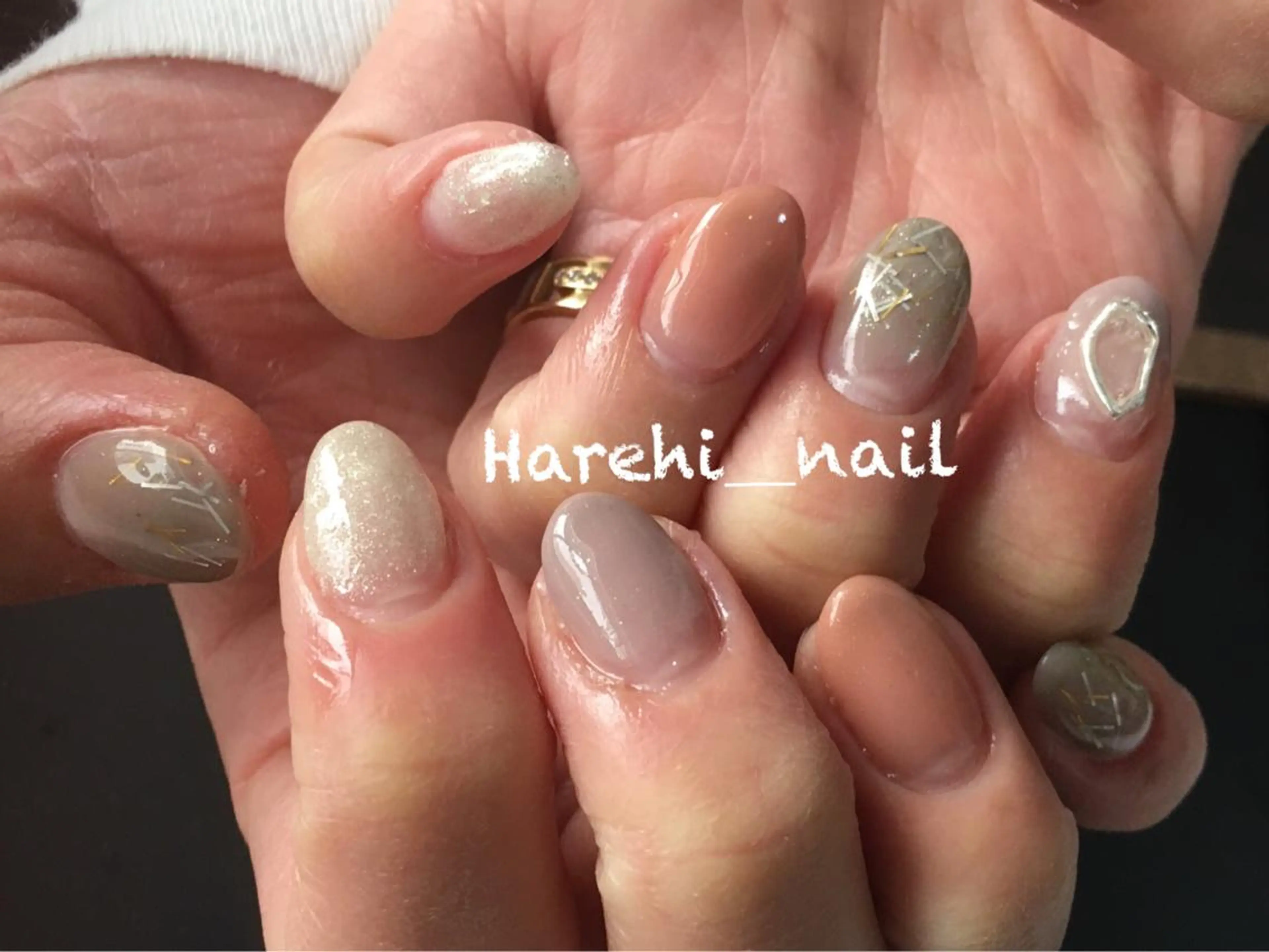 ネイル Harehi_ nailのネイルデザイン
