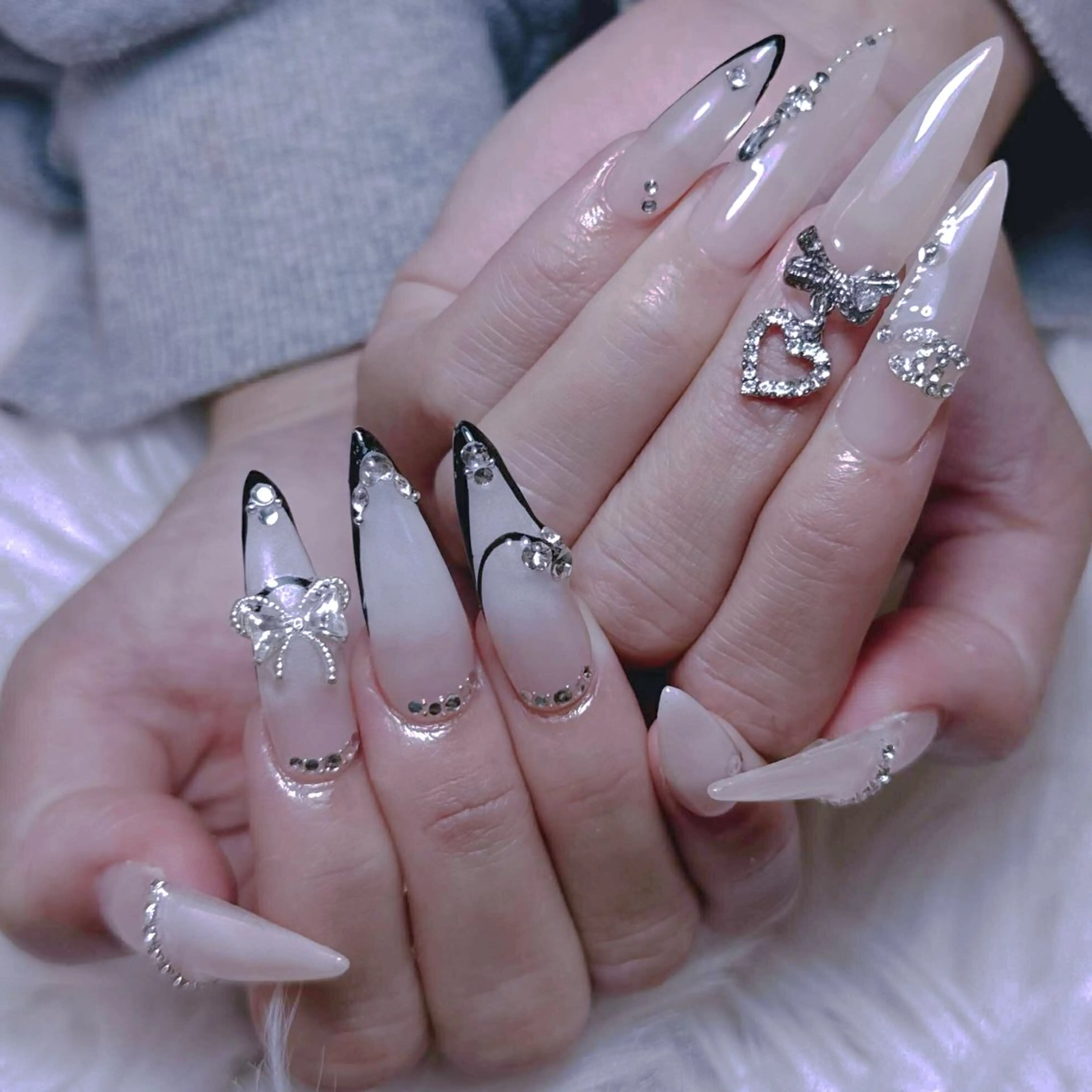 ネイル ゴテゴテ ネイルのネイルデザイン