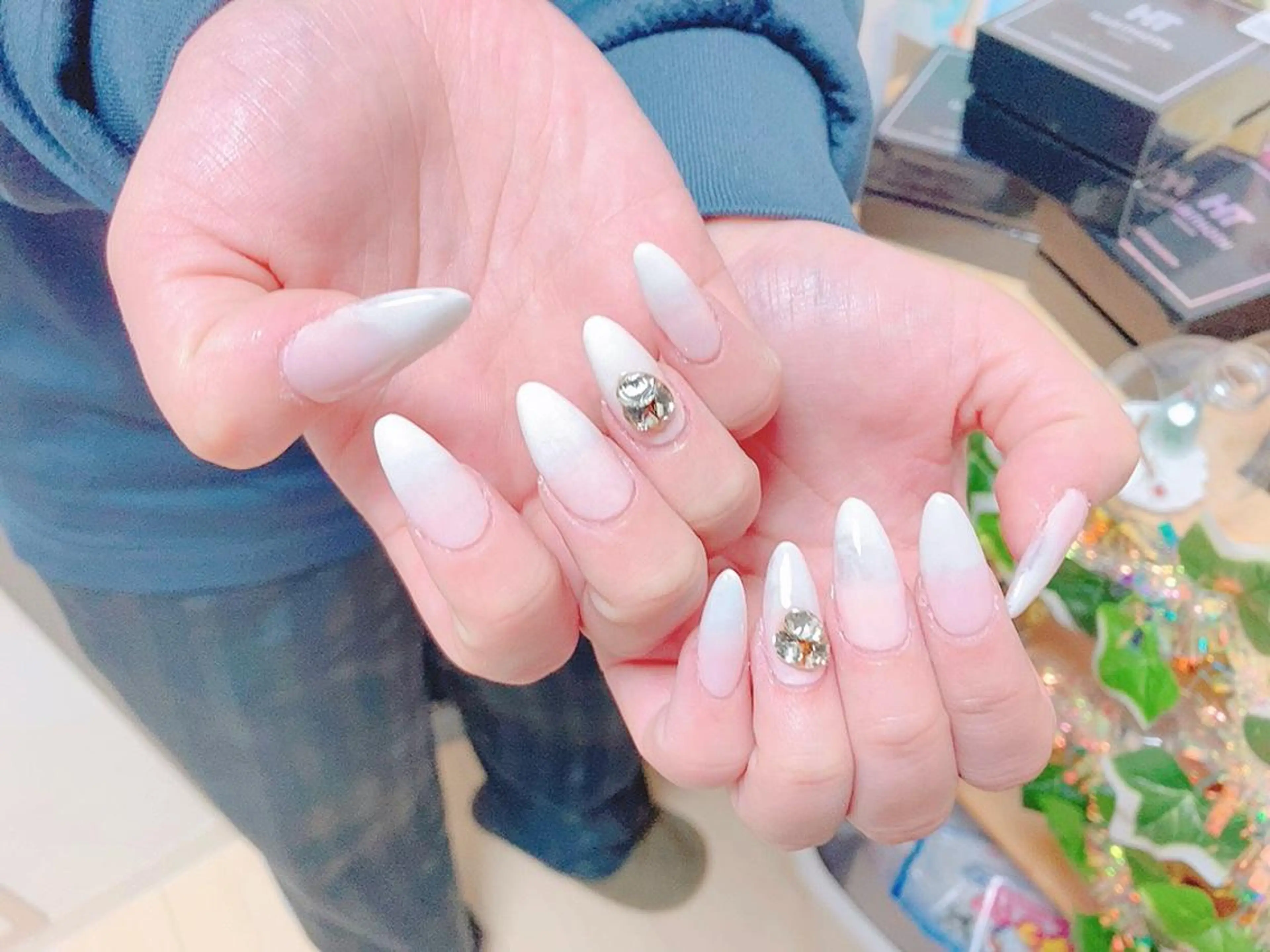 ネイル ハンドネイル ハンドケア ネイルサロン HARRYS所属・ネイル･脱毛サロン HARRYSのエステ・リラクイメージ