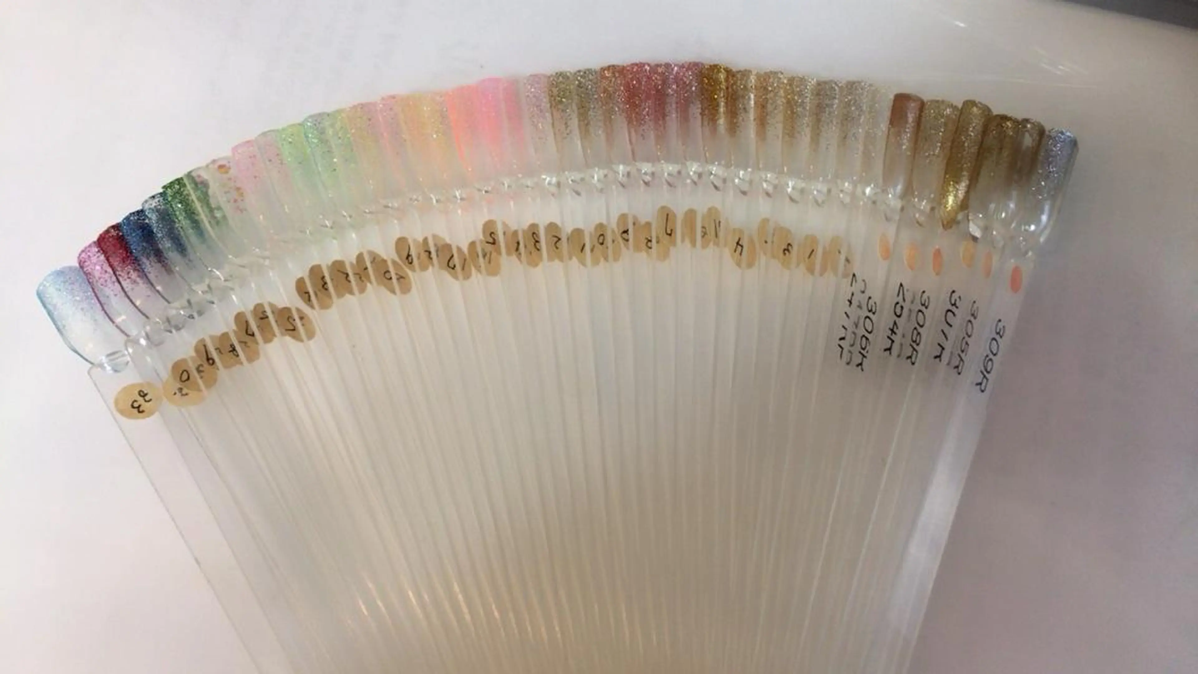 ネイル ジェルネイル ラメ(グリッター) ku-to  東川口所属・ku-to 井上　晴日のヘアスタイル