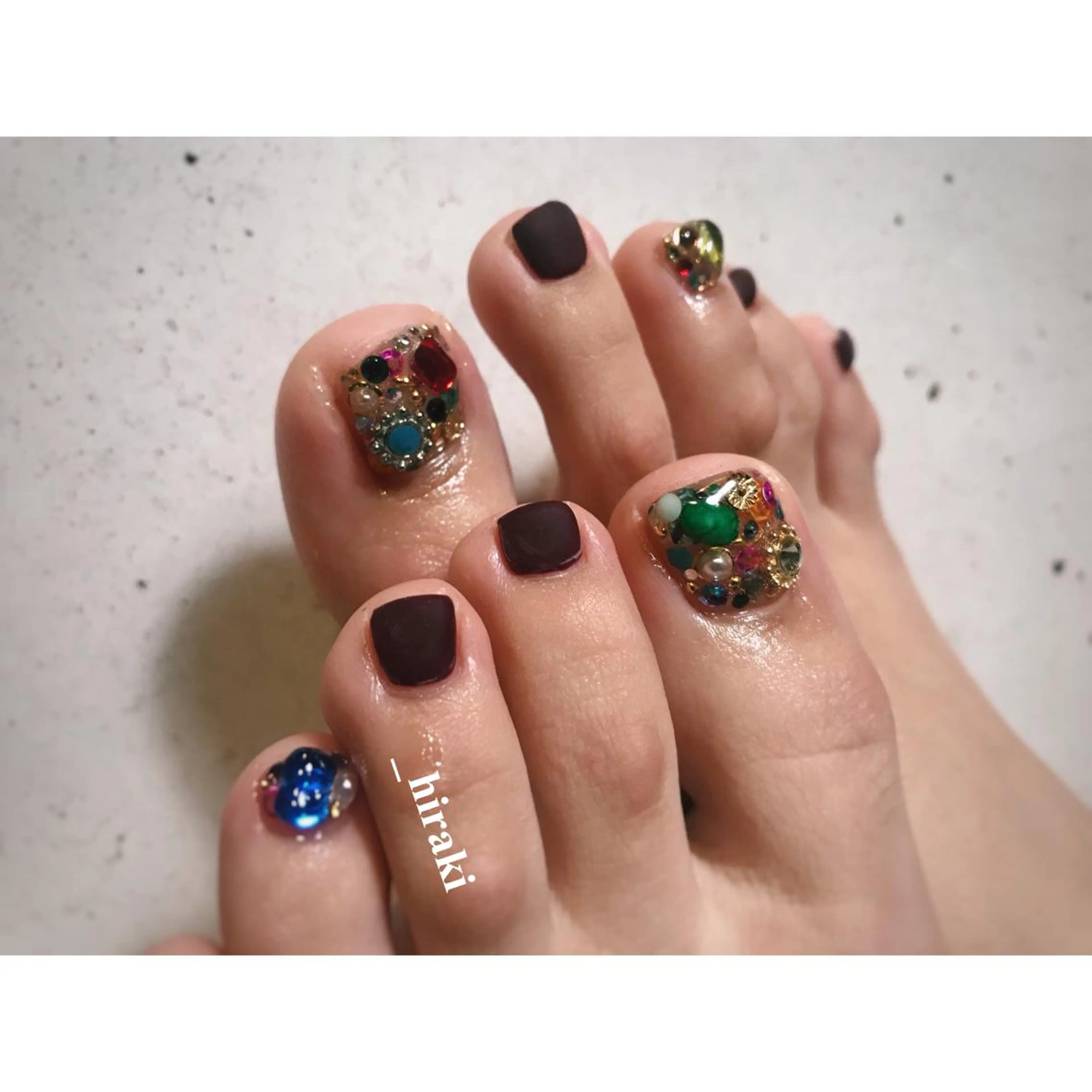 ネイル nail atelier AMBER所属・saori .の眉毛・アイブロウイメージ