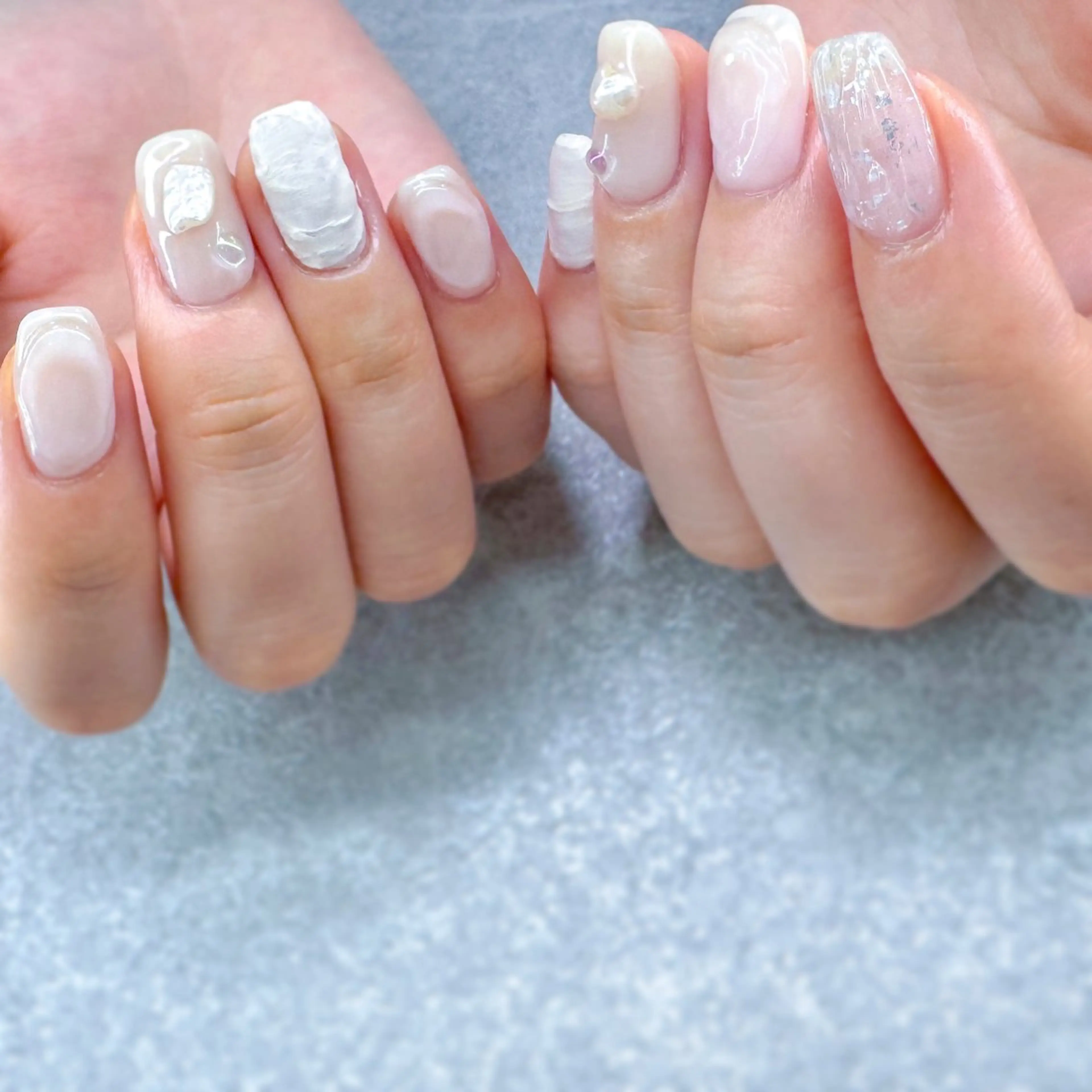 ネイル ぷっくりネイル 夏ネイル ホワイト pointillé .ayaのネイルデザイン