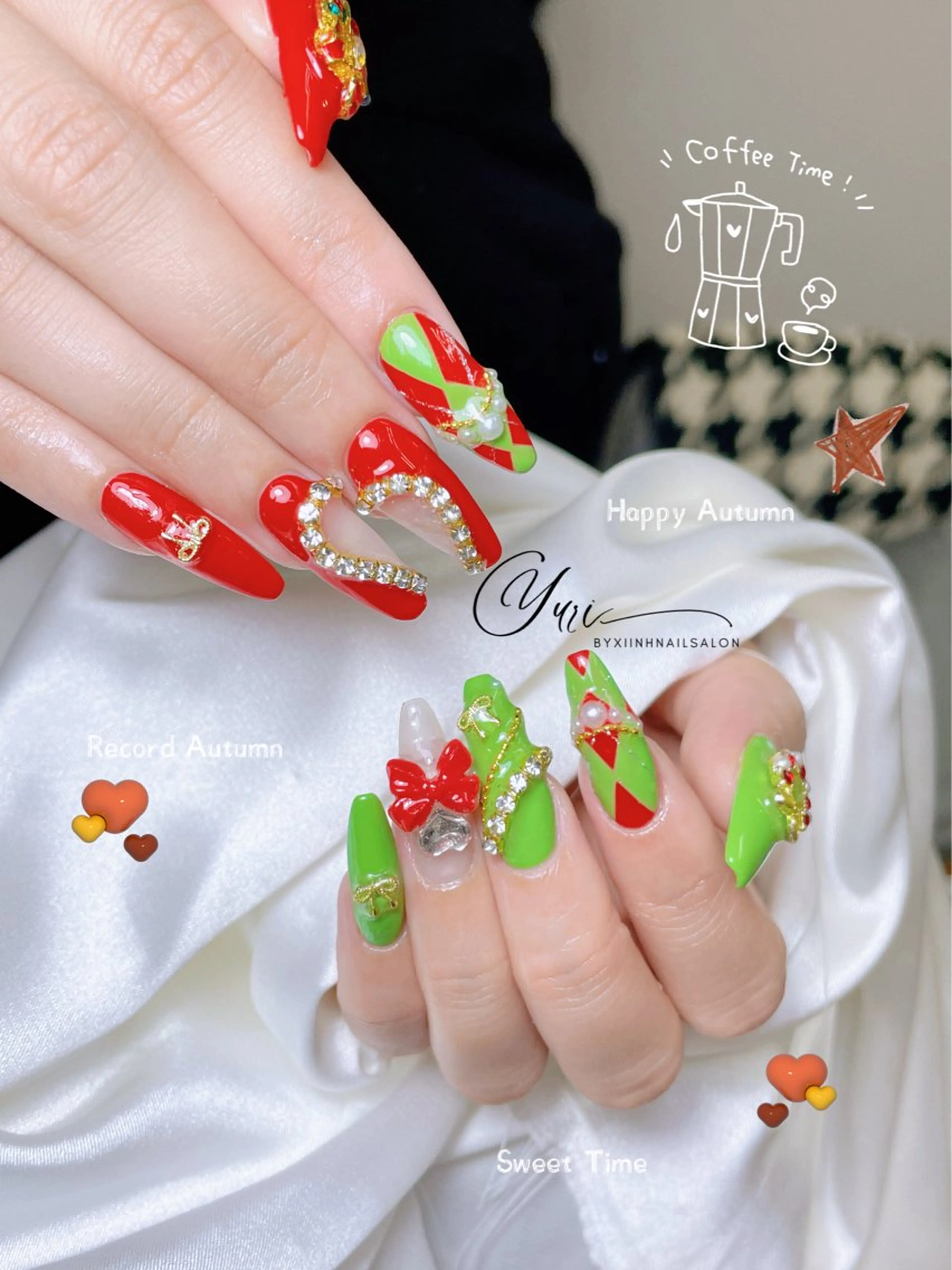 ネイル チークネイル 桜ネイル フラッシュネイル フットネイル フレンチネイル ハンドネイル YURI NAILのネイルデザイン