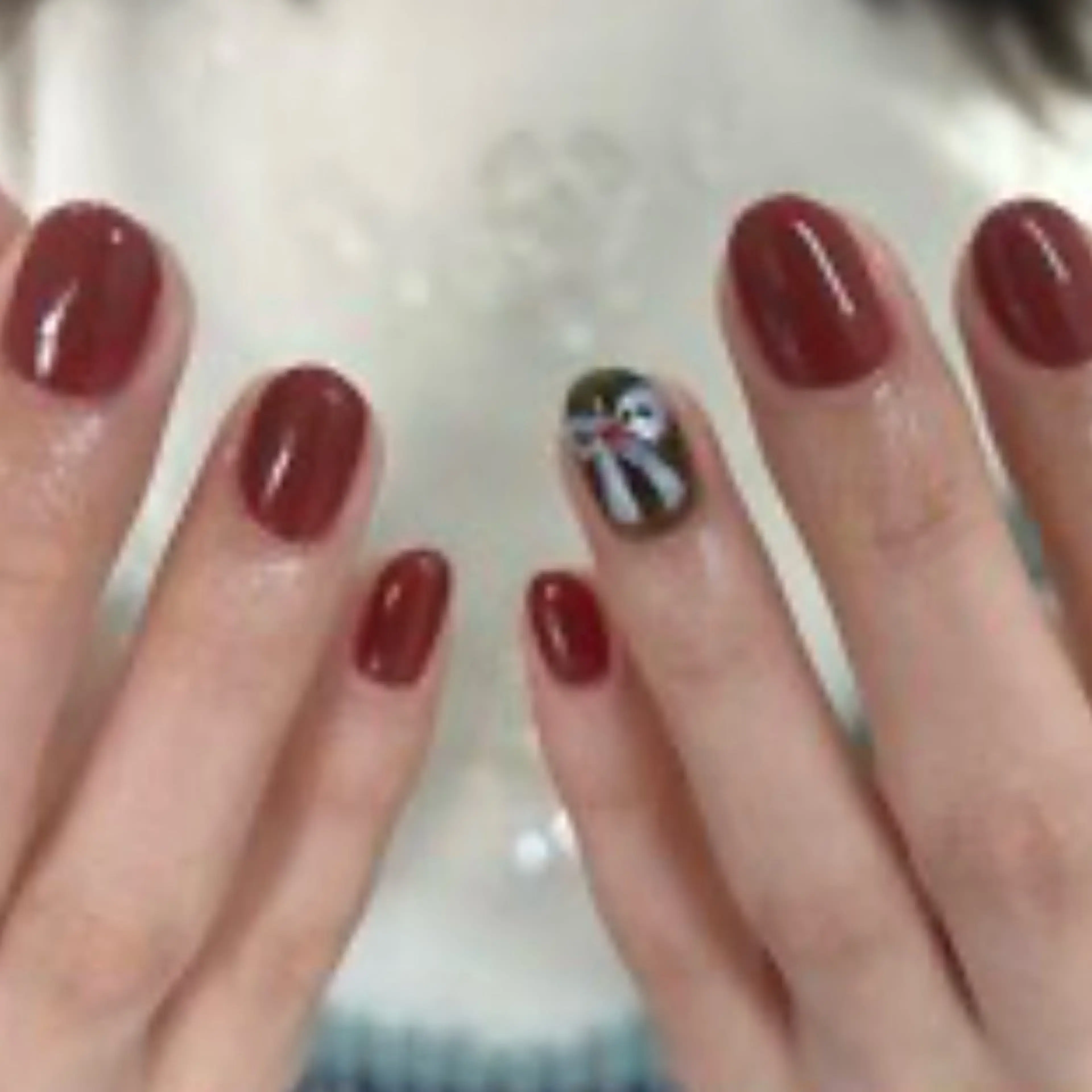 【オフ無料🎀オフケア込み】パラジェル使用⭐︎ワンホン+ワンポイントアートの写真