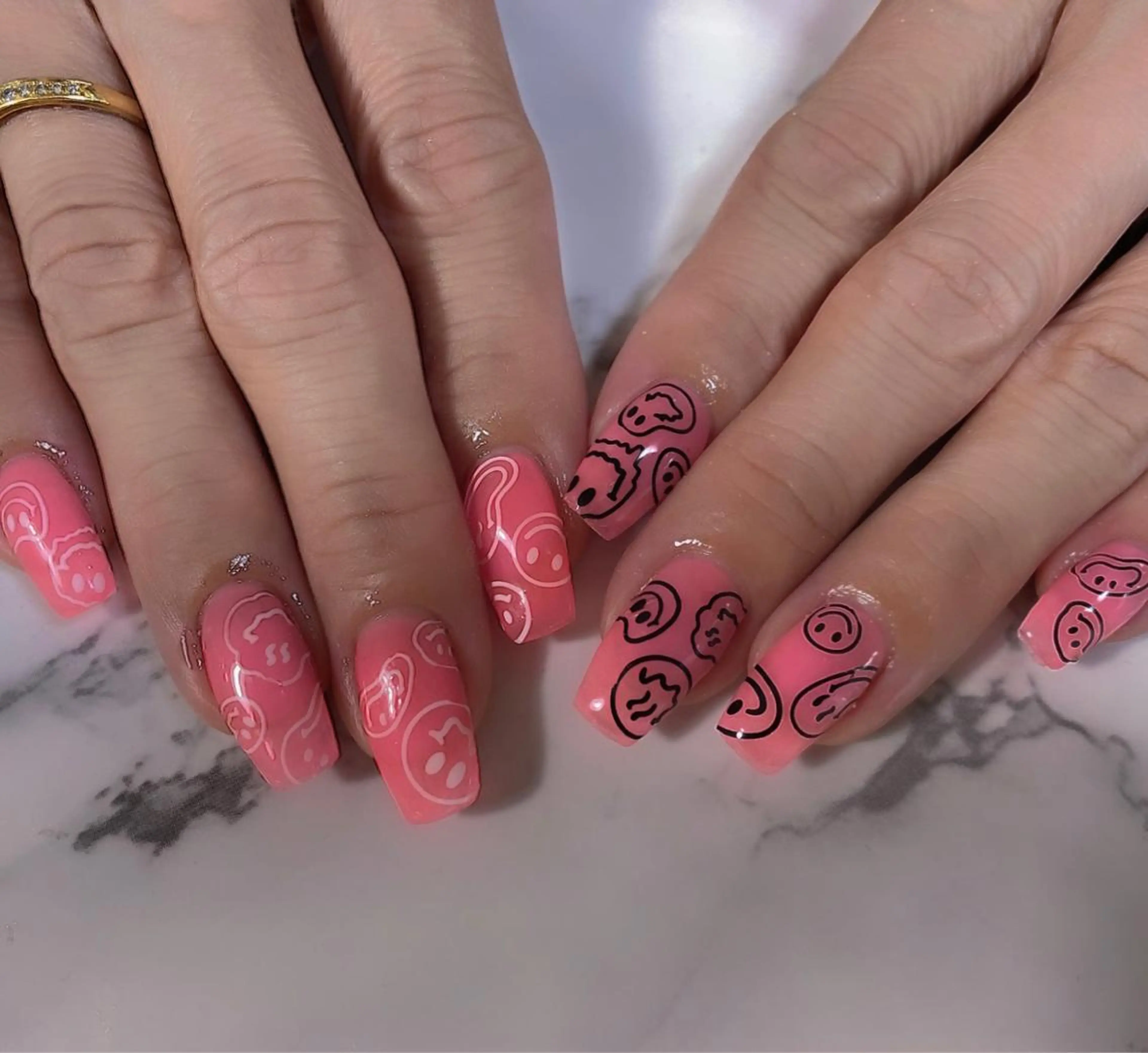 ネイル 高草木 桃香のネイルデザイン