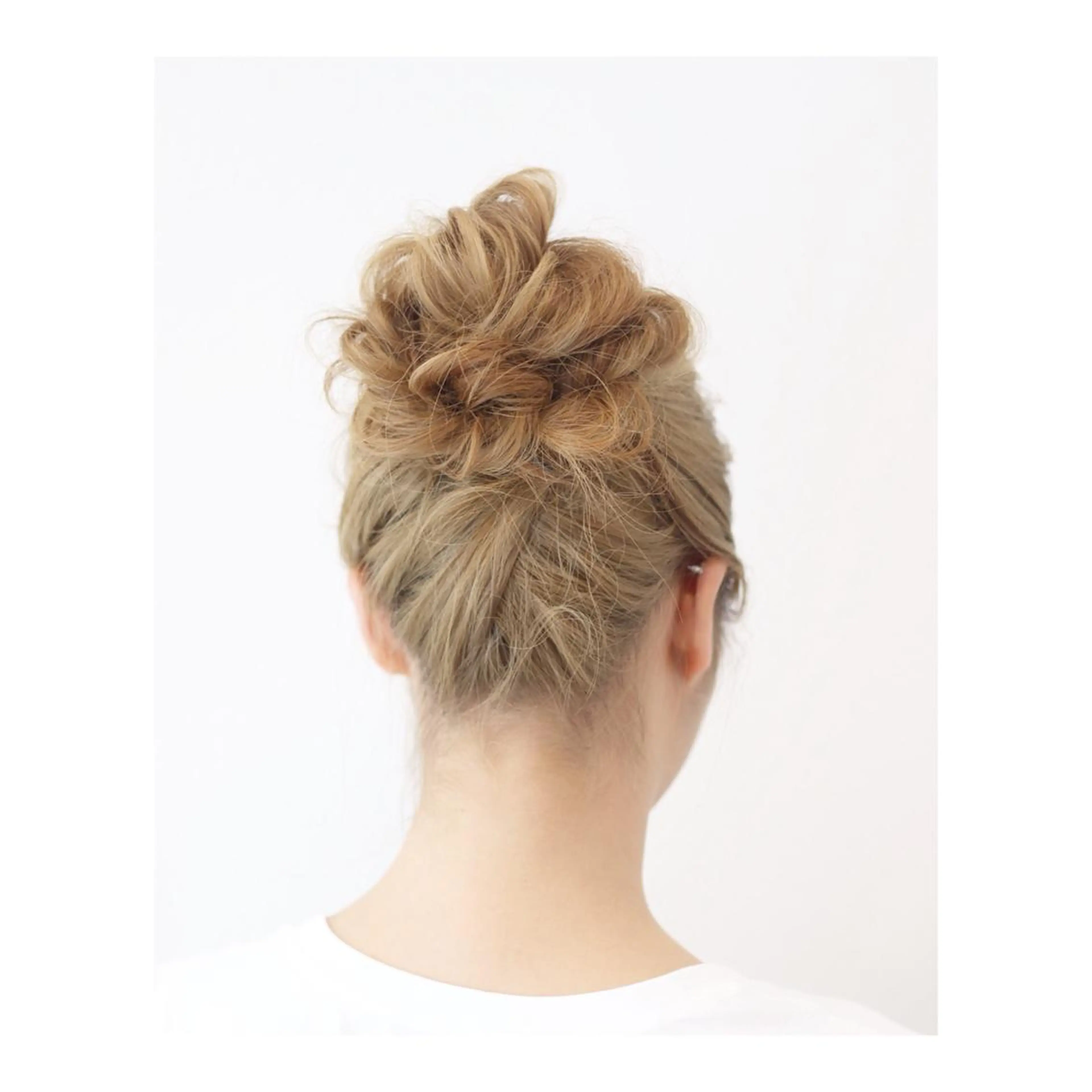 ヘアアレンジ Stazio 54の眉毛・アイブロウイメージ