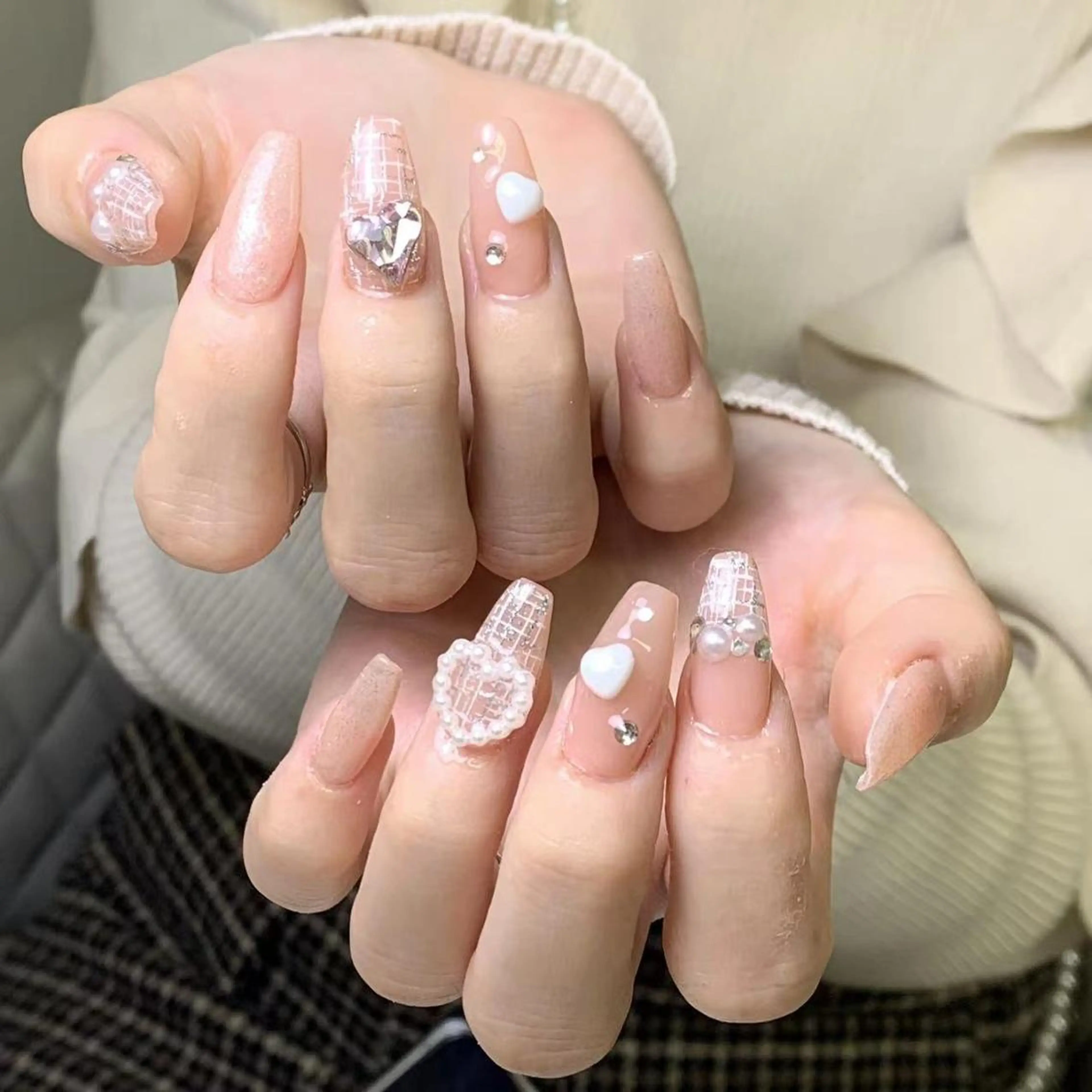 12月⭐️オフ無料⭐️ 🎀【持ち込みデザイン】💗★ 6本やり放題の写真