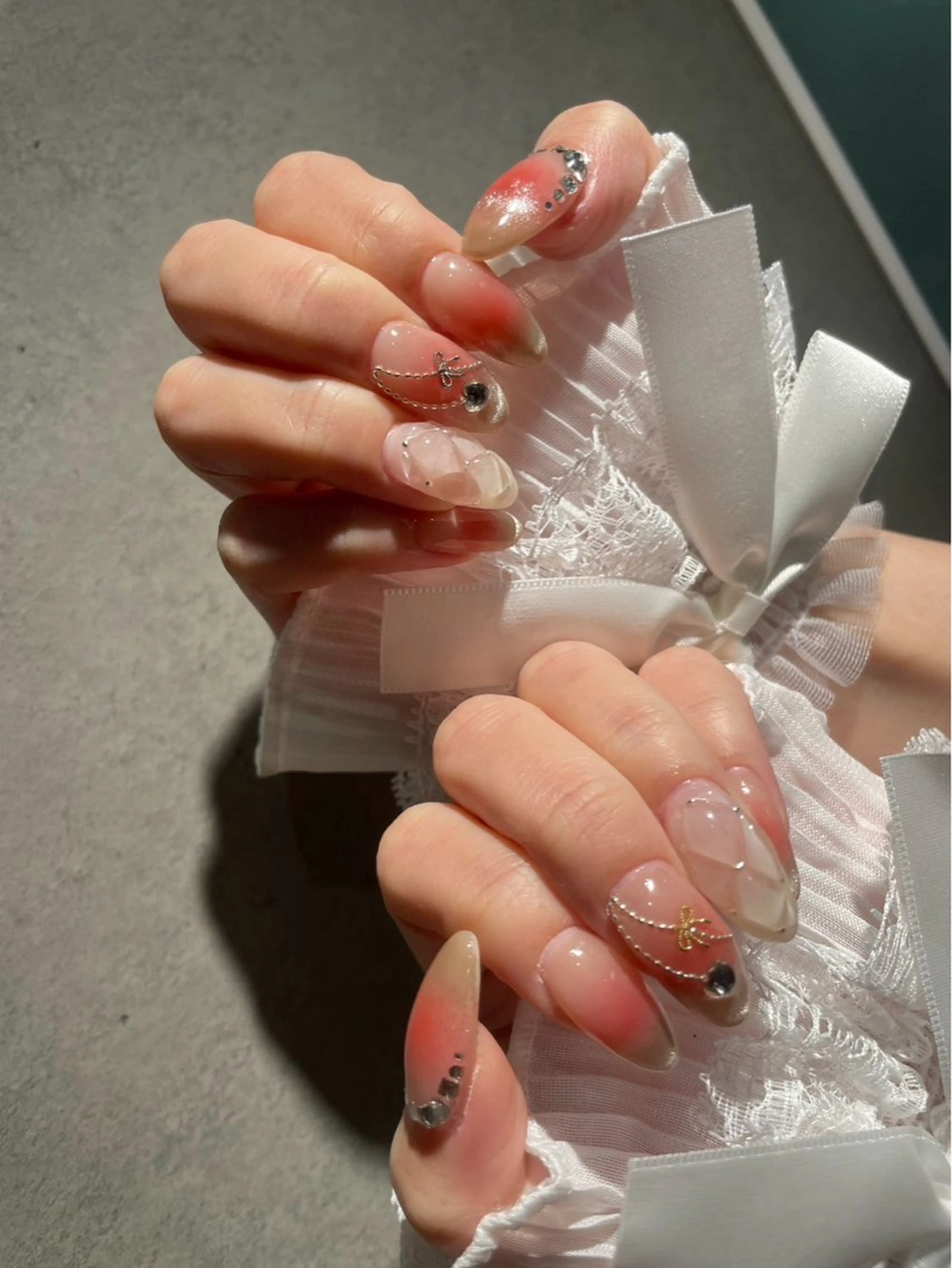 ネイル I-nailロング /ワンホン/キラキラのネイルデザイン