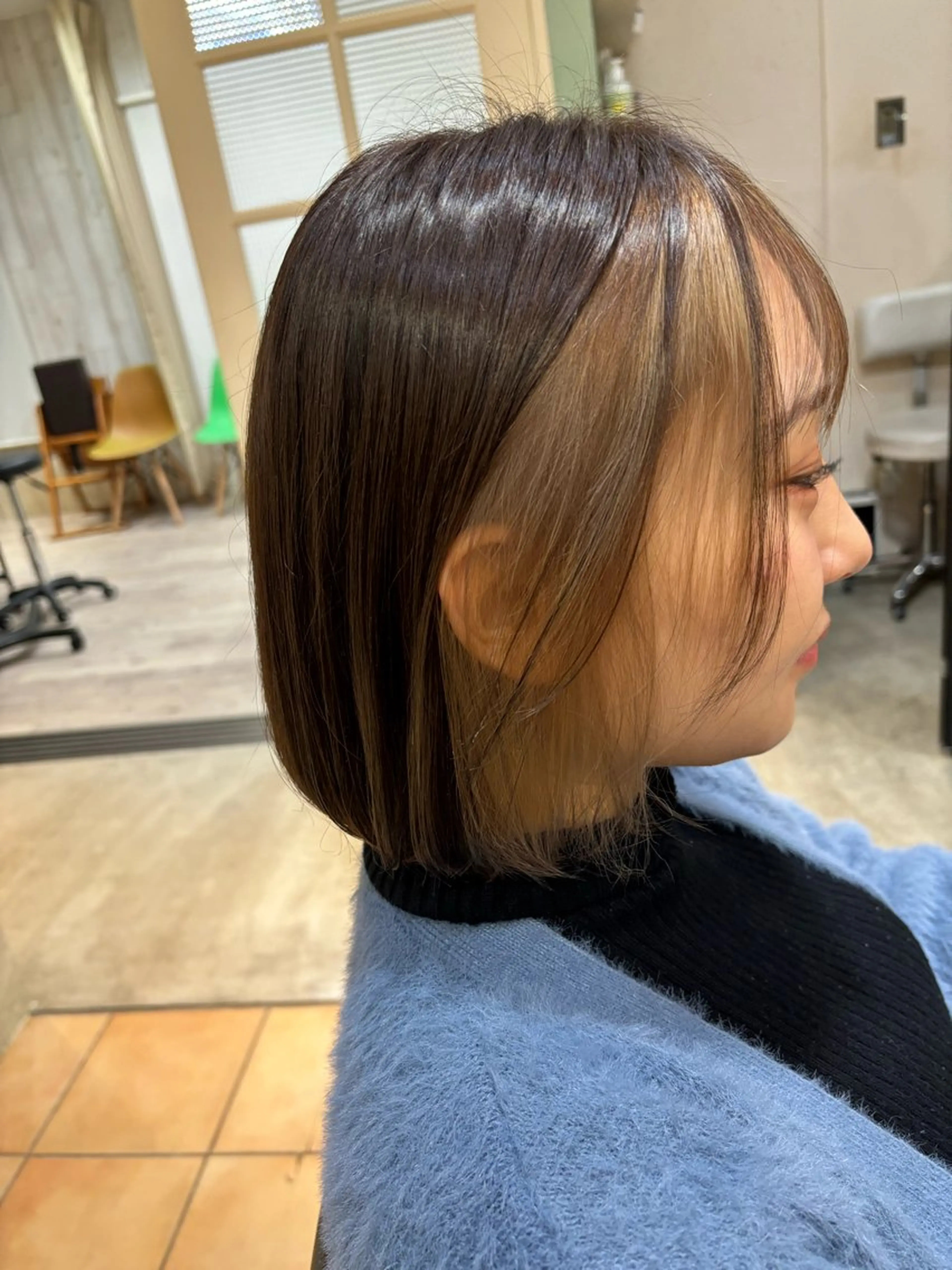 ミディアム カラー 石原 姫菜のヘアスタイル