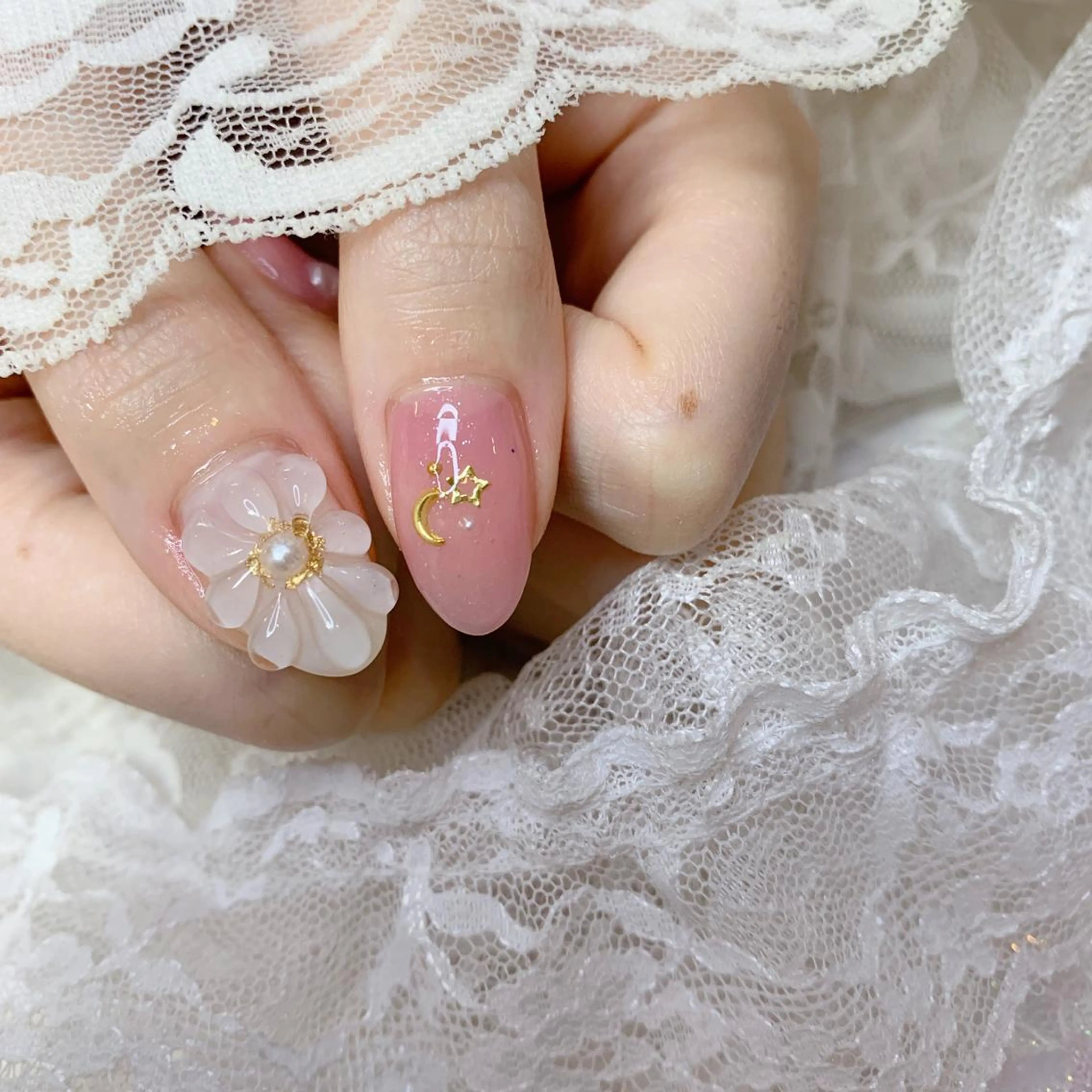 ネイル ハンドネイル La neige* yuki 🥯🍑のネイルデザイン