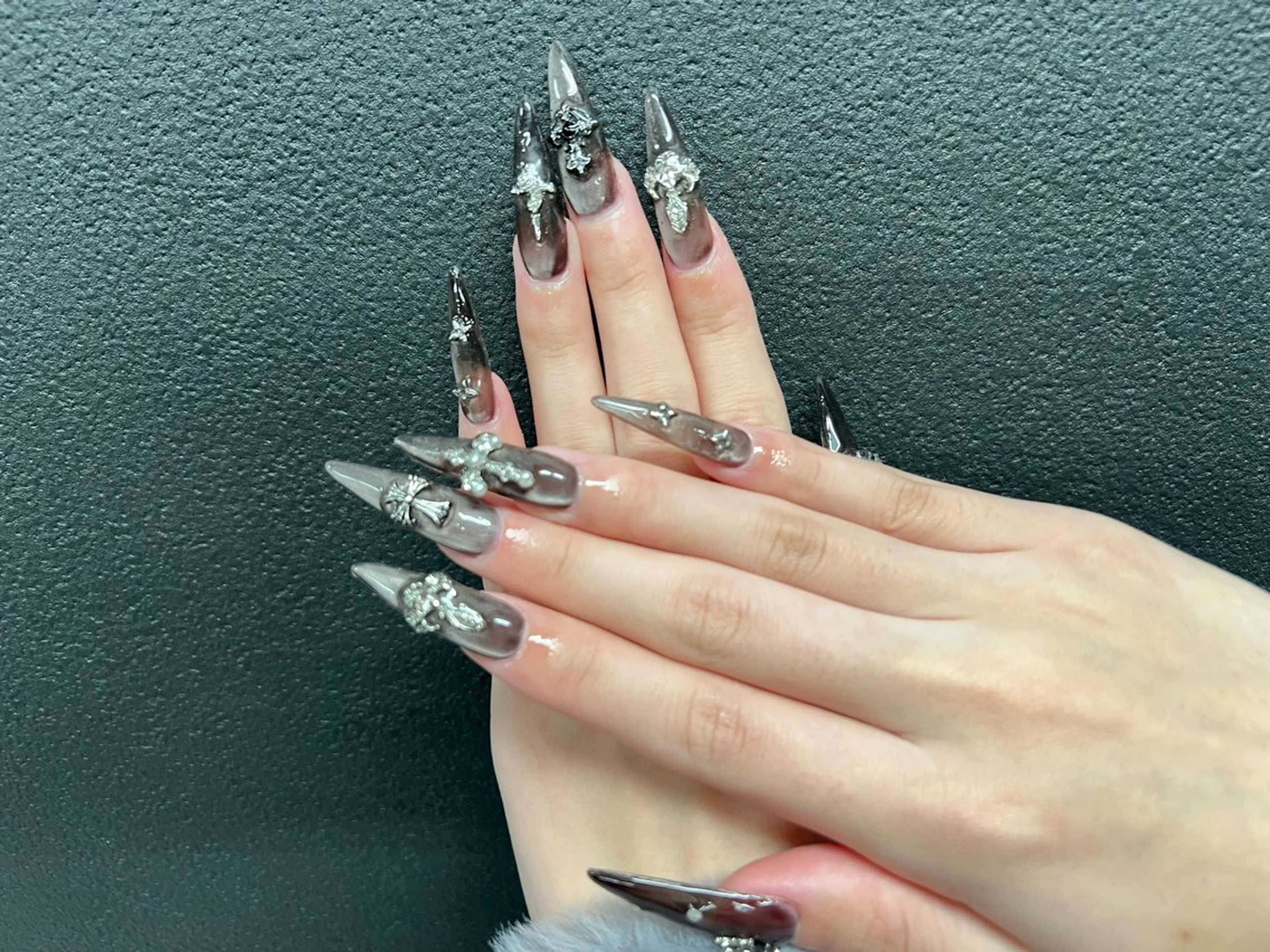 ネイル ハンドネイル Tini ANA.CHUOのネイルデザイン