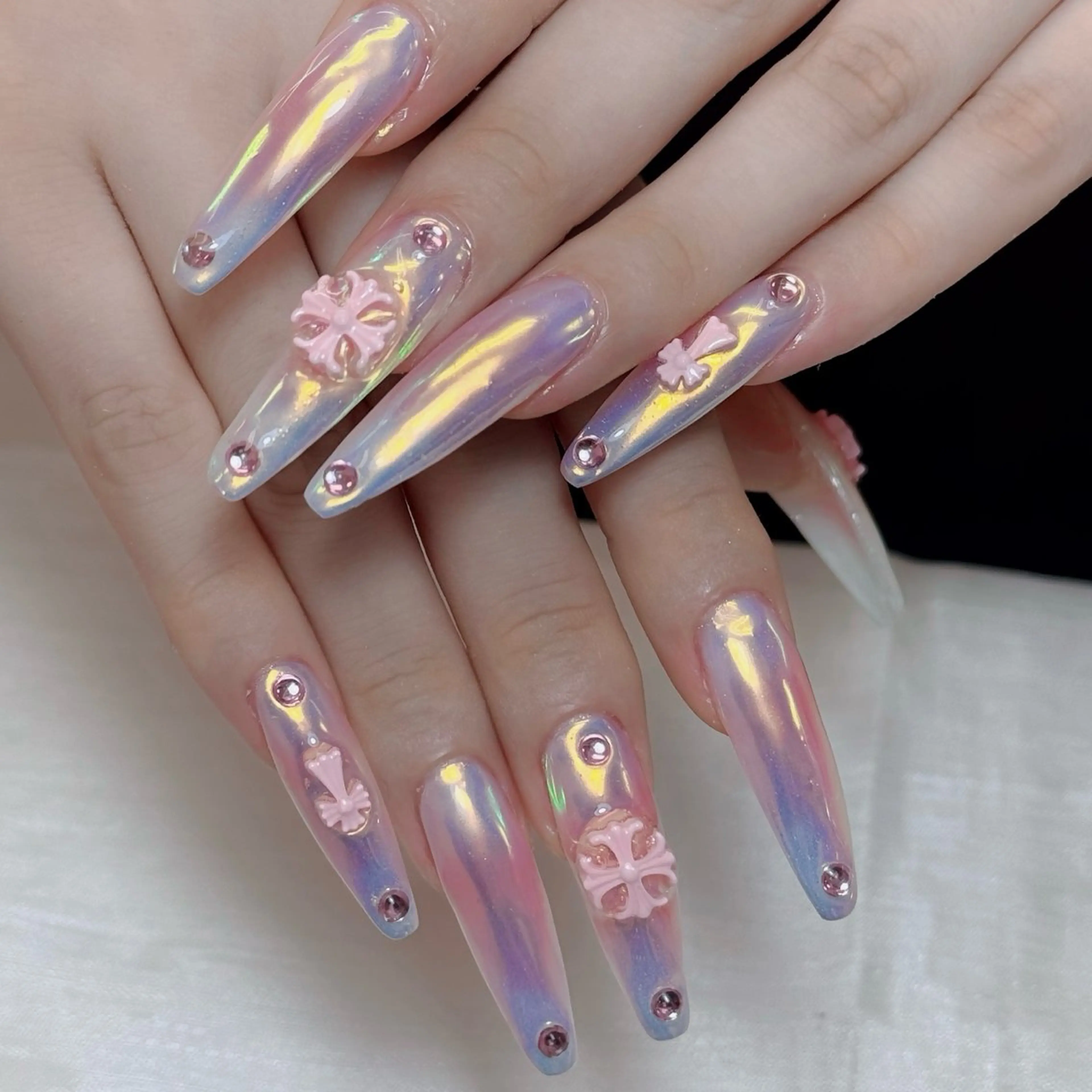 ネイル オーロラネイル チークネイル フットネイル フレンチネイル 韓国ネイル ハンドネイル Lumi Nailのネイルデザイン