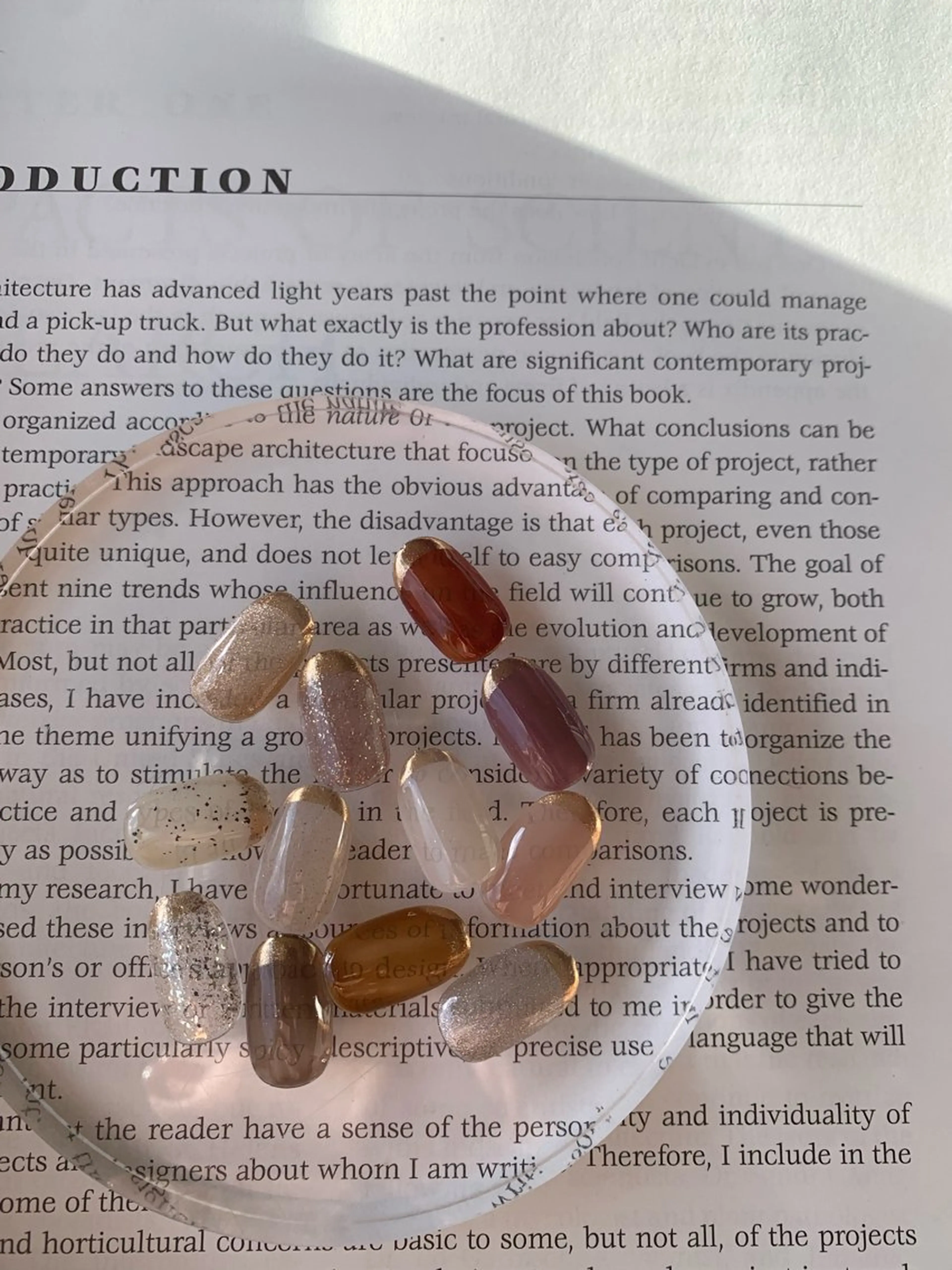 ネイル ハンドネイル eiju .のネイルデザイン