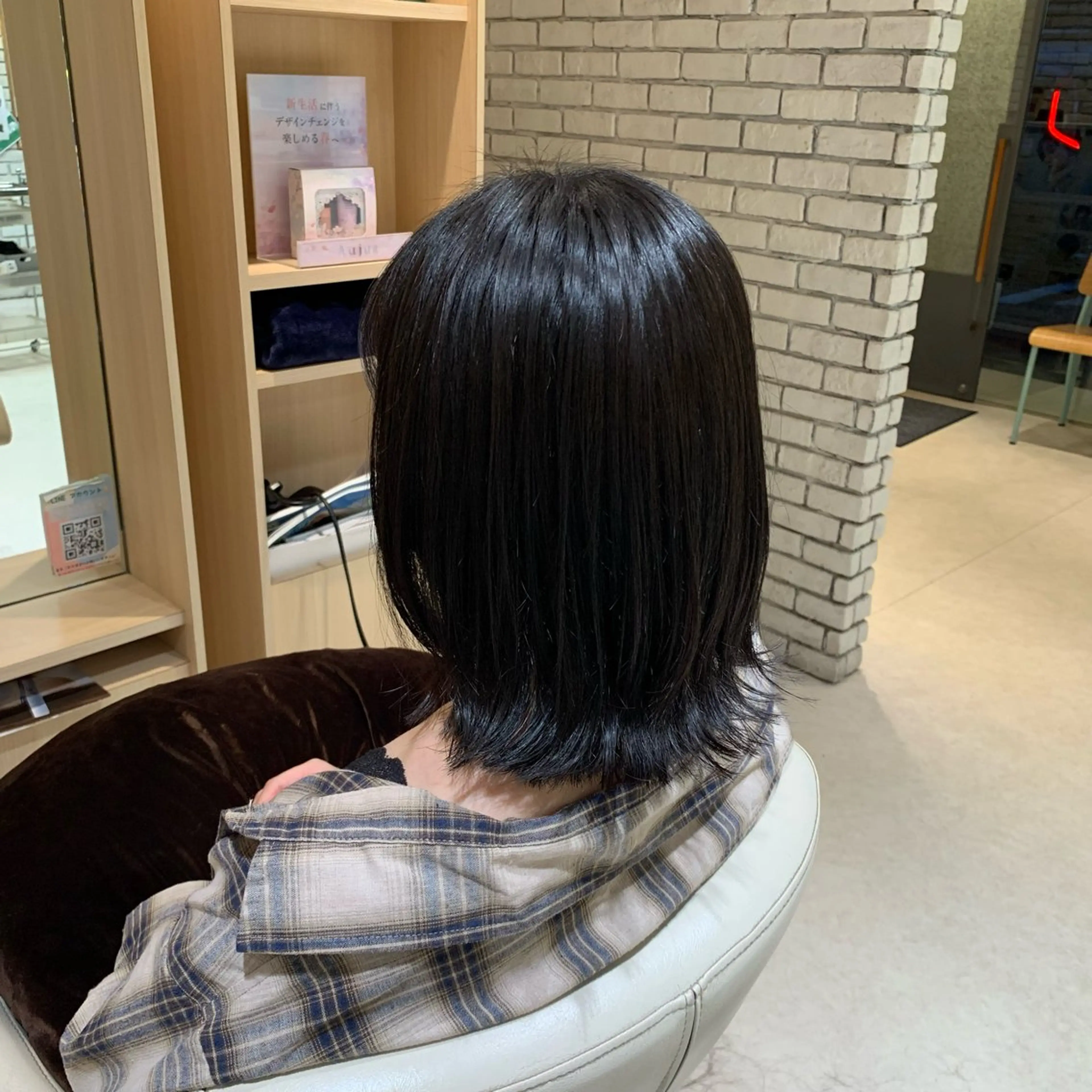ミディアム 宮本 季奈のヘアスタイル