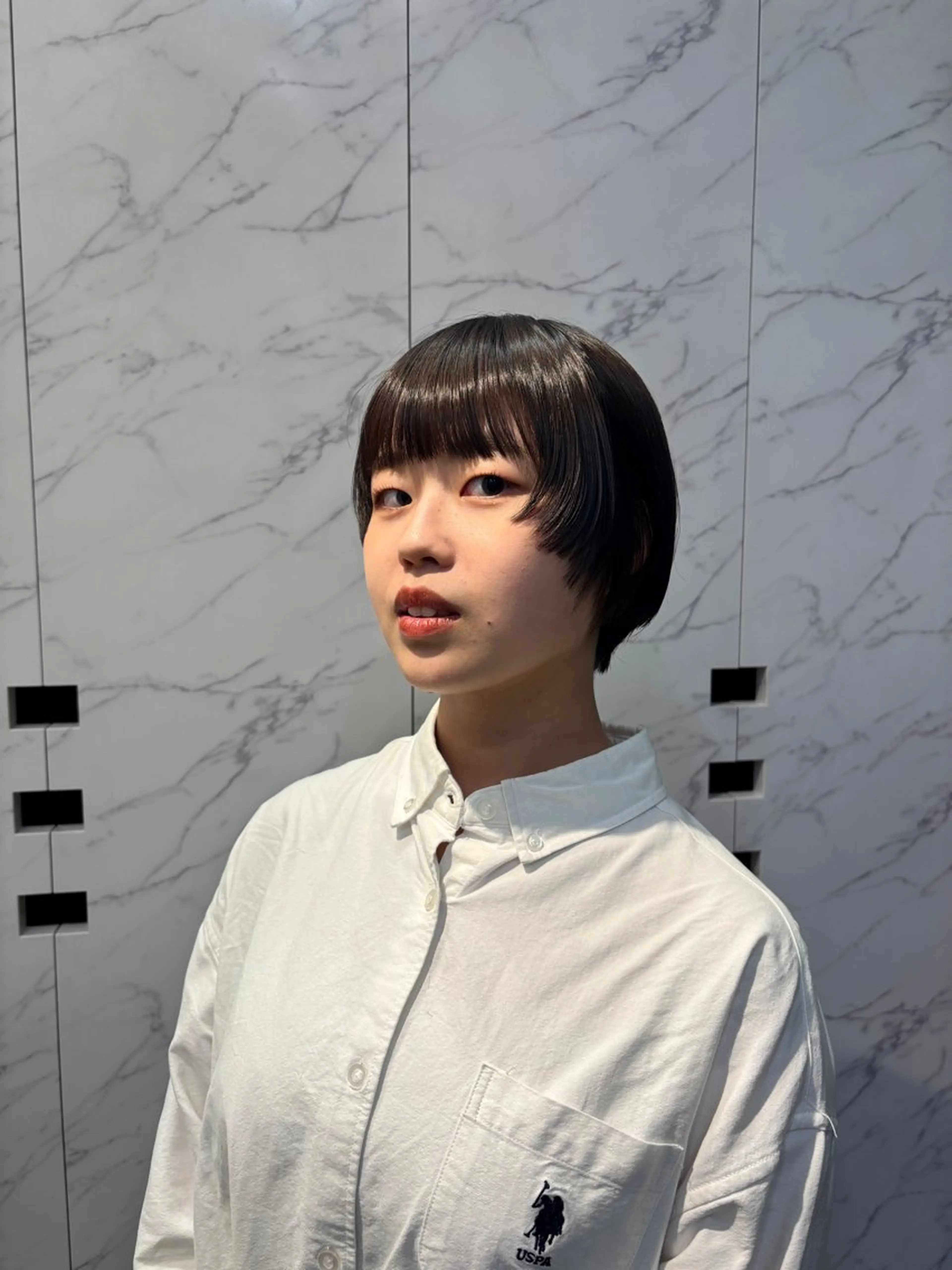 ショート miu /透明感カラーのヘアスタイル