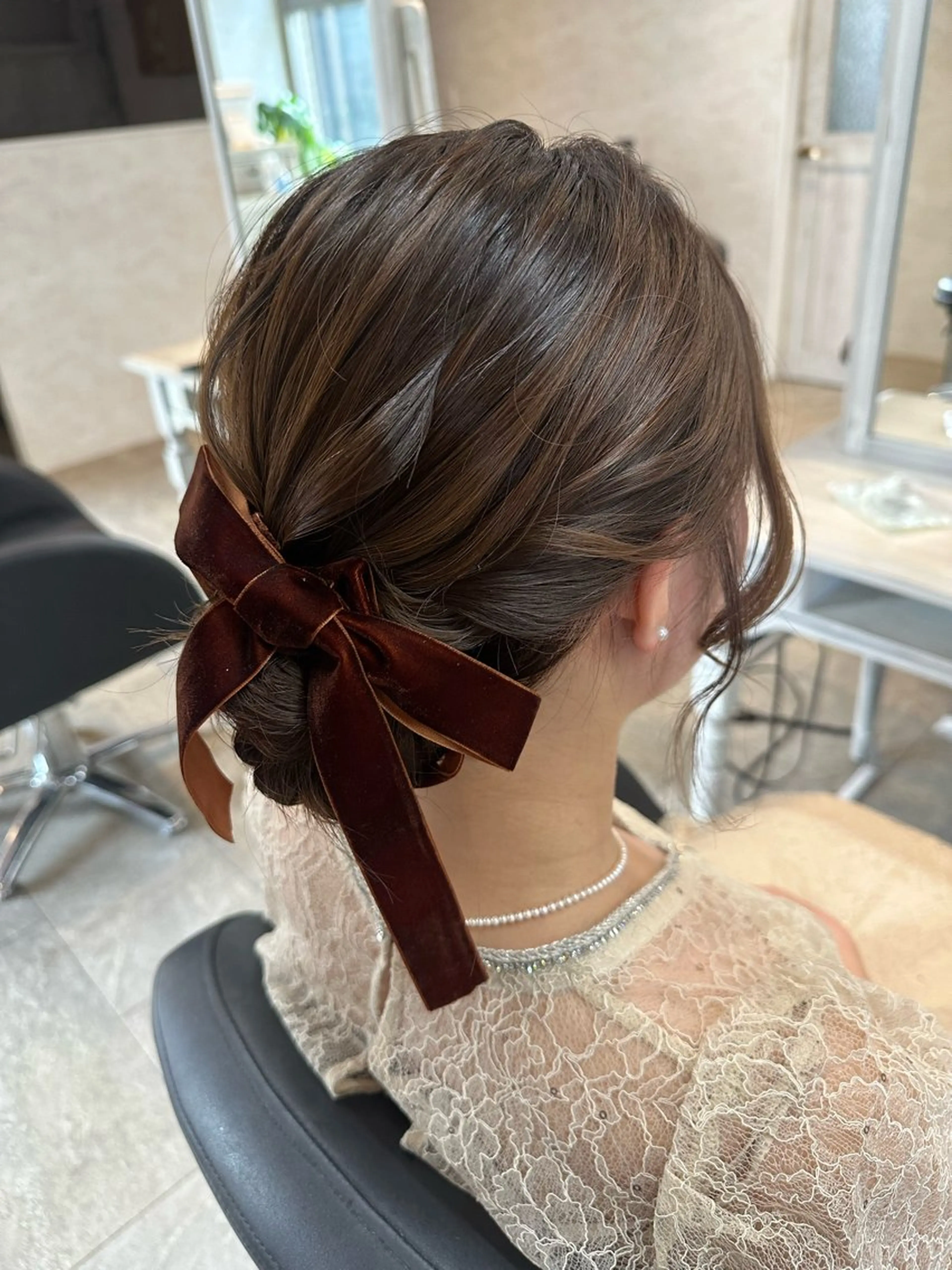 セミロング ヘアアレンジ 女性に人気♪ はやしほのかのヘアスタイル